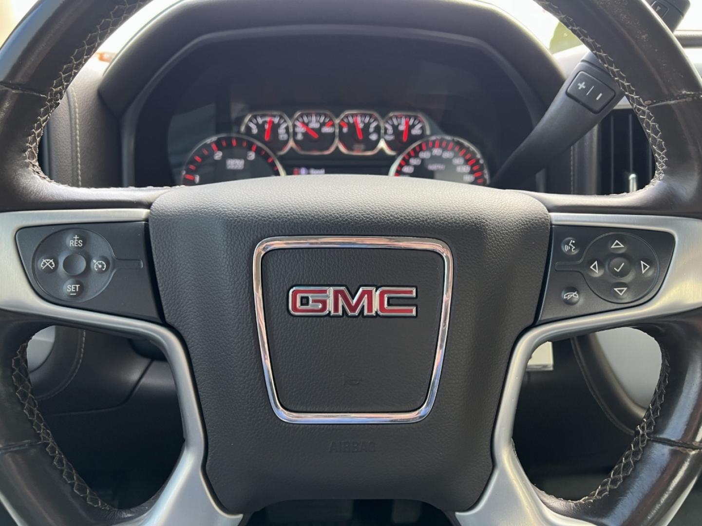 2016 SILVER /Tan GMC Sierra 2500HD SLE Crew Cab 4WD (1GT12SE85GF) with an 6.6L V8 DIESEL engine, Automatic transmission, located at 2990 Old Orchard Rd., Jackson, MO, 63755, 37.354214, -89.612106 - 2016 GMC Sierra 2500HD SLE 129xxx miles 4x4 6.6L V8 Turbo Diesel Automatic Backup Camera Power Driver Seat Bluetooth Remote Start Cruise Power Windows/Locks/Mirrors We have financing available and we accept trades! Fill out a credit application on our website or come by today! If you hav - Photo#22