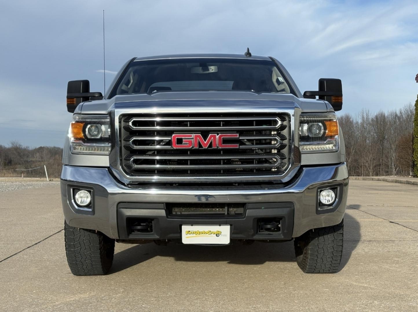2016 SILVER /Tan GMC Sierra 2500HD SLE Crew Cab 4WD (1GT12SE85GF) with an 6.6L V8 DIESEL engine, Automatic transmission, located at 2990 Old Orchard Rd., Jackson, MO, 63755, 37.354214, -89.612106 - 2016 GMC Sierra 2500HD SLE 129xxx miles 4x4 6.6L V8 Turbo Diesel Automatic Backup Camera Power Driver Seat Bluetooth Remote Start Cruise Power Windows/Locks/Mirrors We have financing available and we accept trades! Fill out a credit application on our website or come by today! If you hav - Photo#11