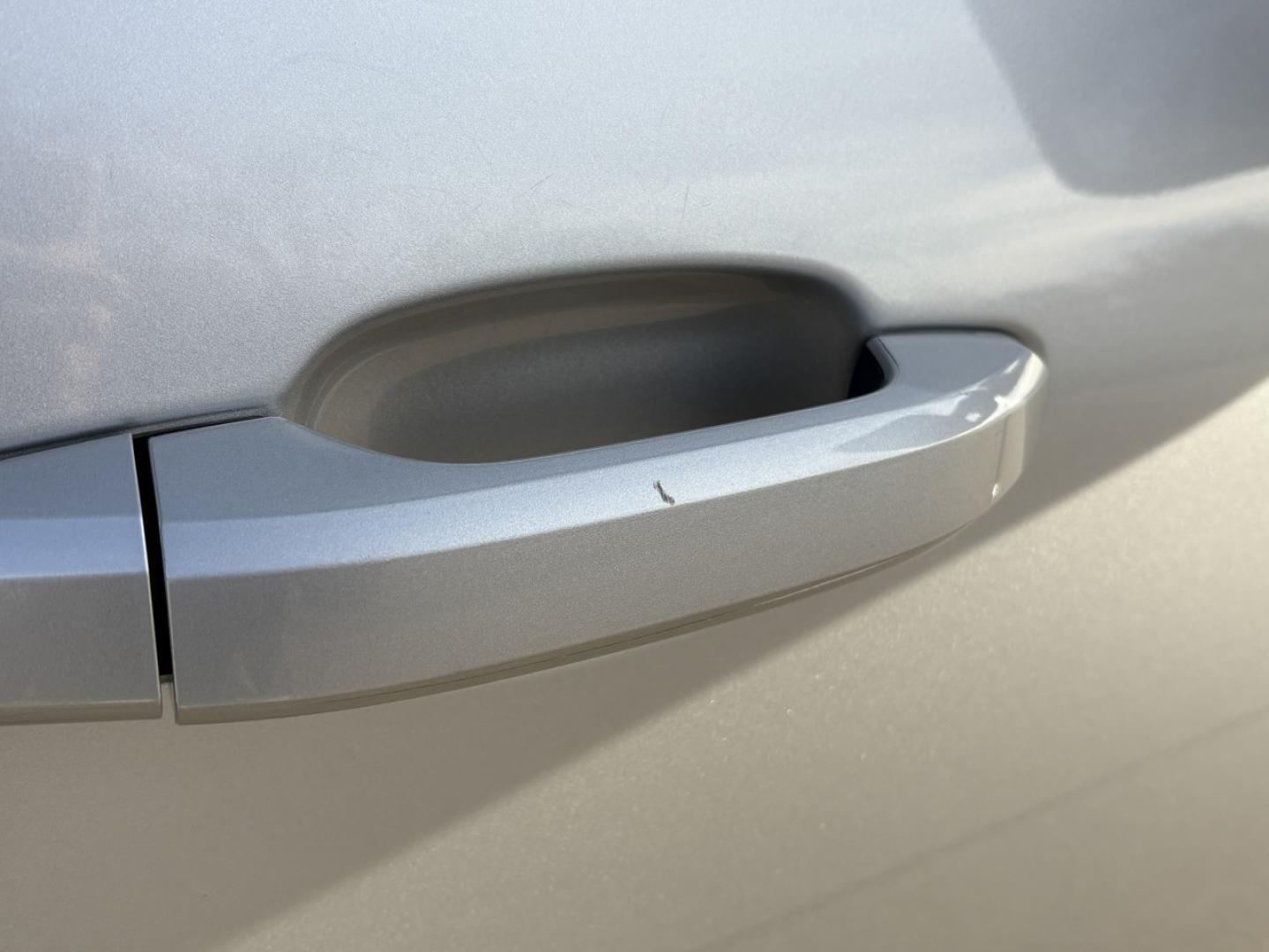 2016 SILVER /Tan GMC Sierra 2500HD SLE Crew Cab 4WD (1GT12SE85GF) with an 6.6L V8 DIESEL engine, Automatic transmission, located at 2990 Old Orchard Rd., Jackson, MO, 63755, 37.354214, -89.612106 - 2016 GMC Sierra 2500HD SLE 129xxx miles 4x4 6.6L V8 Turbo Diesel Automatic Backup Camera Power Driver Seat Bluetooth Remote Start Cruise Power Windows/Locks/Mirrors We have financing available and we accept trades! Fill out a credit application on our website or come by today! If you hav - Photo#41