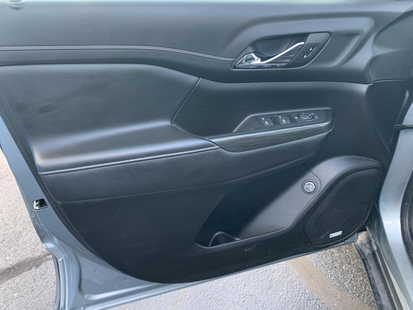 2023 GRAY /BLACK GMC Acadia SLT (1GKKNMLS1PZ) with an 3.6L V6 DOHC 24V engine, 9A transmission, located at 506 S. Kingshighway, Cape Girardeau, MO, 63703, (573) 235-5000, 37.294991, -89.553635 - 2023 GMC Acadia SLT Air Conditioning Power Windows Power Locks Power Steering Tilt Wheel Keyless Entry Daytime Running Lights Dual Airbags Front Head and Side Dual Rear Side Airbags All Wheel ABS We have financing available and we accept trades! Fill out a credit application on our websit - Photo#19