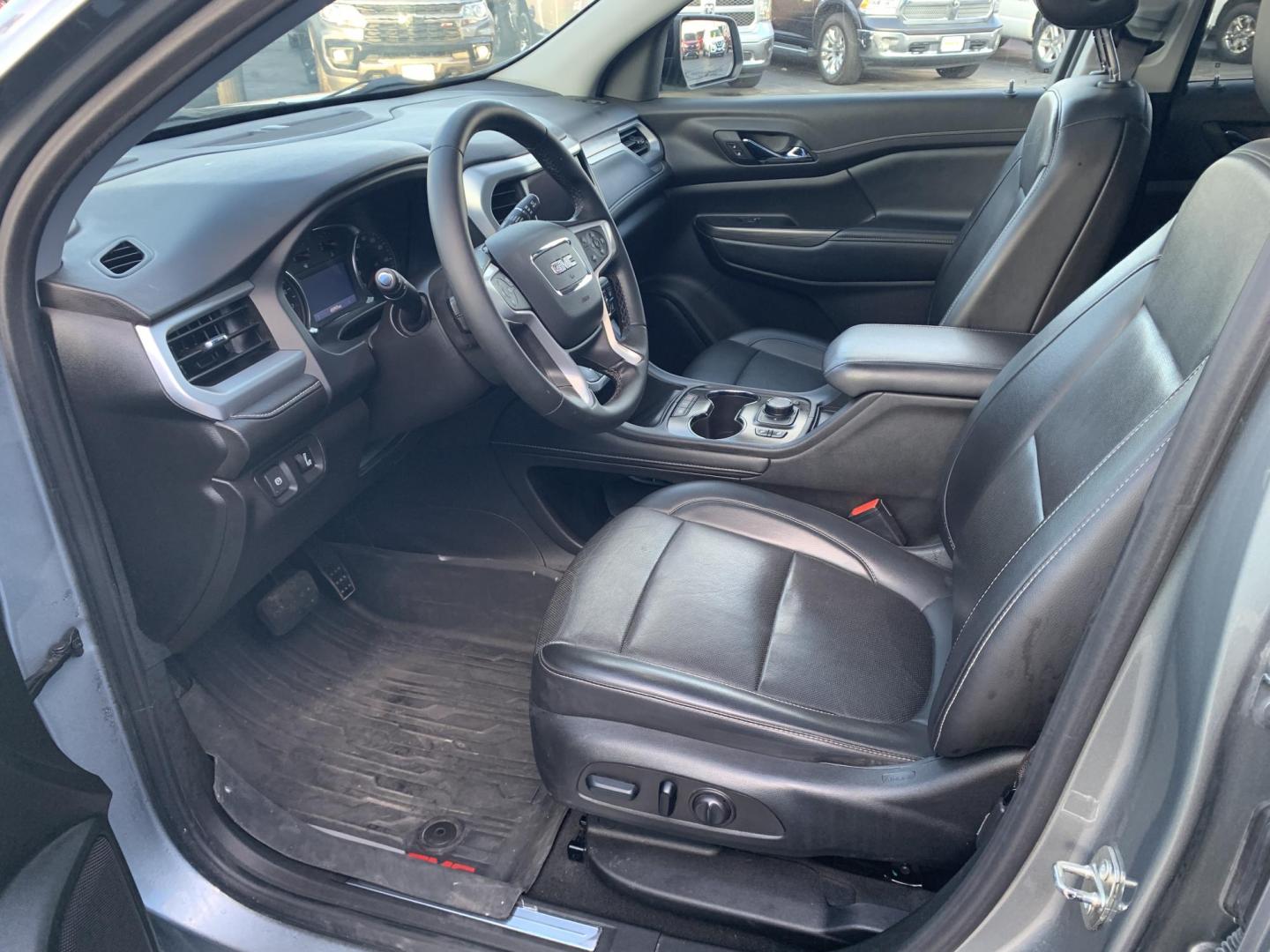 2023 GRAY /BLACK GMC Acadia SLT (1GKKNMLS1PZ) with an 3.6L V6 DOHC 24V engine, 9A transmission, located at 506 S. Kingshighway, Cape Girardeau, MO, 63703, (573) 235-5000, 37.294991, -89.553635 - 2023 GMC Acadia SLT Air Conditioning Power Windows Power Locks Power Steering Tilt Wheel Keyless Entry Daytime Running Lights Dual Airbags Front Head and Side Dual Rear Side Airbags All Wheel ABS We have financing available and we accept trades! Fill out a credit application on our websit - Photo#22