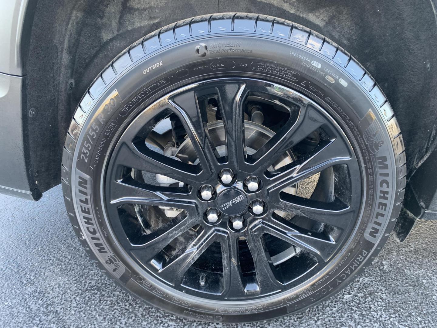 2023 GRAY /BLACK GMC Acadia SLT (1GKKNMLS1PZ) with an 3.6L V6 DOHC 24V engine, 9A transmission, located at 506 S. Kingshighway, Cape Girardeau, MO, 63703, (573) 235-5000, 37.294991, -89.553635 - 2023 GMC Acadia SLT Air Conditioning Power Windows Power Locks Power Steering Tilt Wheel Keyless Entry Daytime Running Lights Dual Airbags Front Head and Side Dual Rear Side Airbags All Wheel ABS We have financing available and we accept trades! Fill out a credit application on our websit - Photo#35