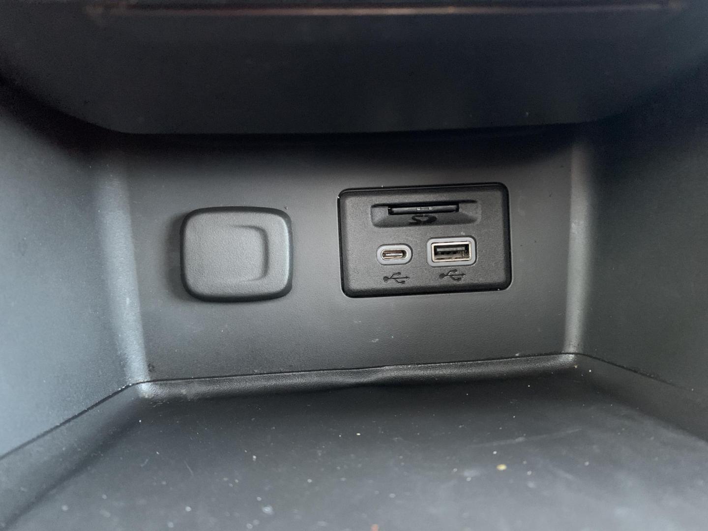 2023 GRAY /BLACK GMC Acadia SLT (1GKKNMLS1PZ) with an 3.6L V6 DOHC 24V engine, 9A transmission, located at 506 S. Kingshighway, Cape Girardeau, MO, 63703, (573) 235-5000, 37.294991, -89.553635 - 2023 GMC Acadia SLT Air Conditioning Power Windows Power Locks Power Steering Tilt Wheel Keyless Entry Daytime Running Lights Dual Airbags Front Head and Side Dual Rear Side Airbags All Wheel ABS We have financing available and we accept trades! Fill out a credit application on our websit - Photo#31