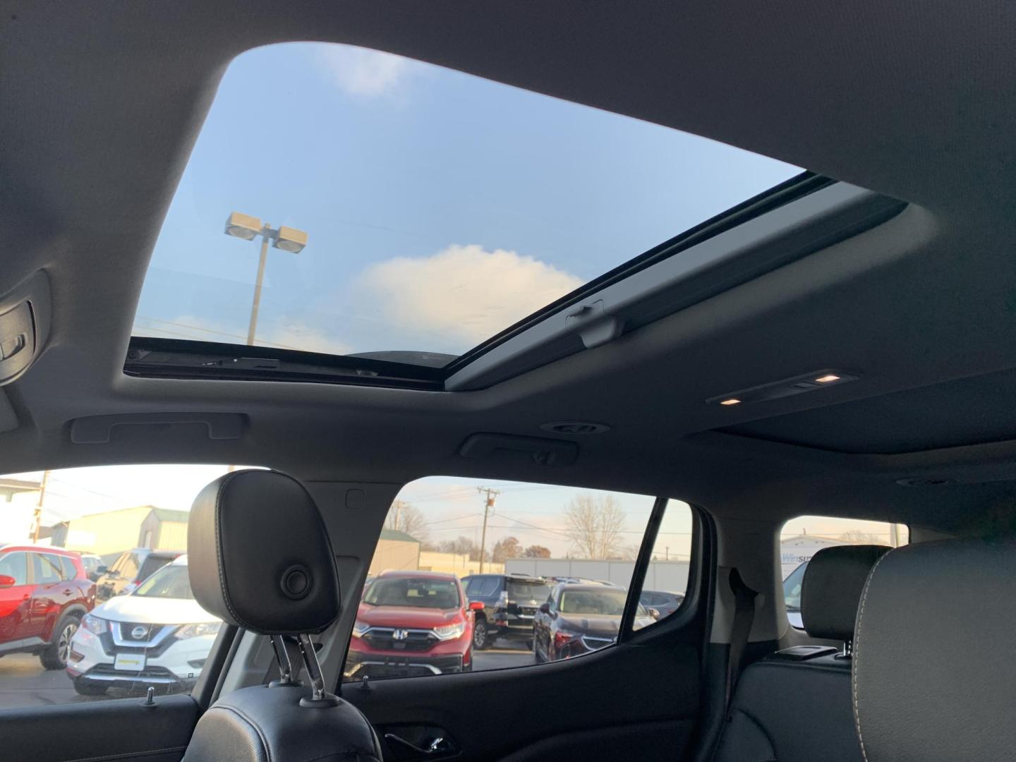 2023 GRAY /BLACK GMC Acadia SLT (1GKKNMLS1PZ) with an 3.6L V6 DOHC 24V engine, 9A transmission, located at 506 S. Kingshighway, Cape Girardeau, MO, 63703, (573) 235-5000, 37.294991, -89.553635 - 2023 GMC Acadia SLT Air Conditioning Power Windows Power Locks Power Steering Tilt Wheel Keyless Entry Daytime Running Lights Dual Airbags Front Head and Side Dual Rear Side Airbags All Wheel ABS We have financing available and we accept trades! Fill out a credit application on our websit - Photo#32