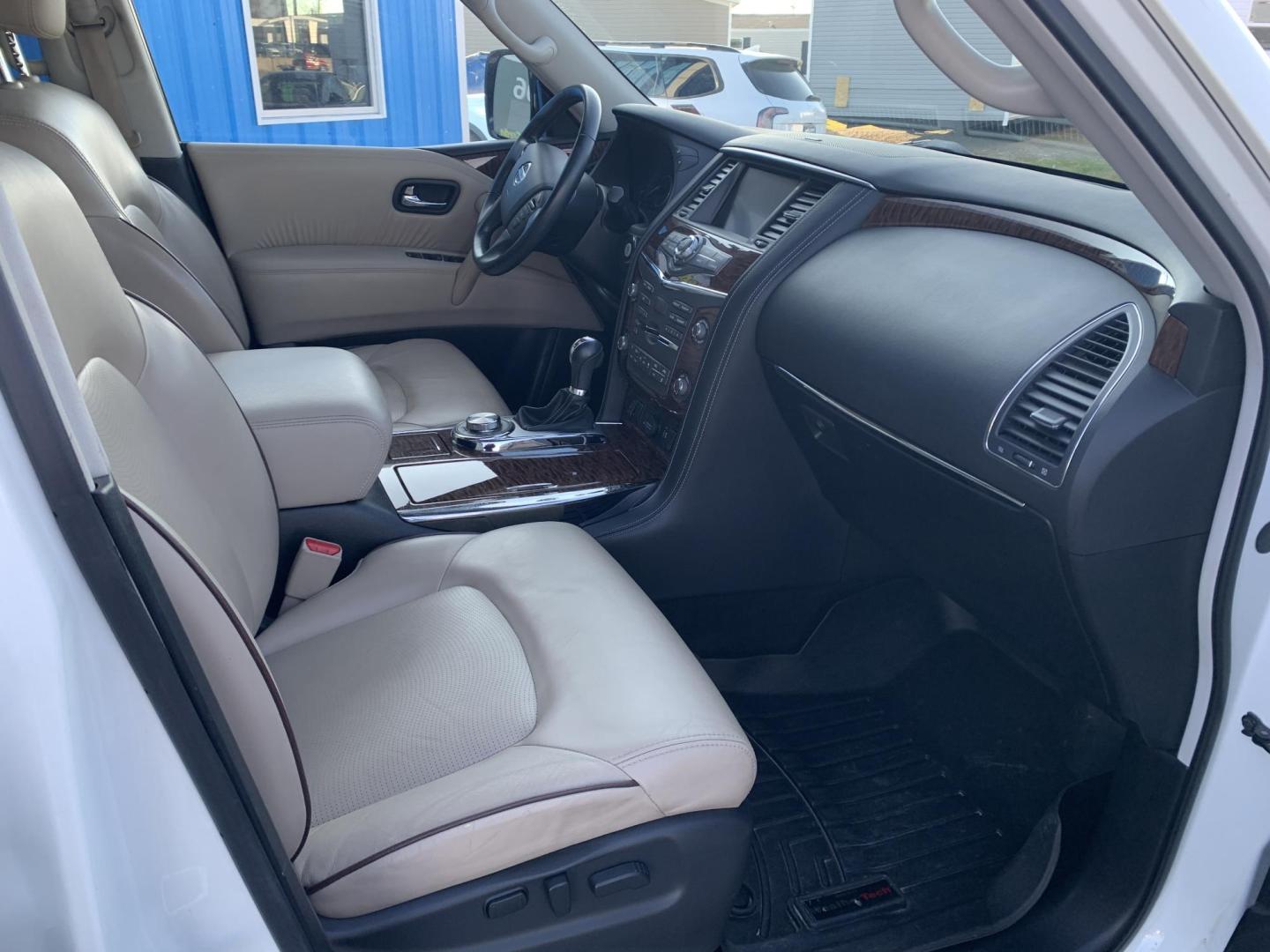 2019 WHITE /TAN Nissan Armada SV AWD (JN8AY2NC2K9) with an 5.6L V8 DOHC 32V engine, 7A transmission, located at 506 S. Kingshighway, Cape Girardeau, MO, 63703, (573) 235-5000, 37.294991, -89.553635 - One Owner! 2019 Nissan Armada SV Air Conditioning Power Windows Power Locks Power Steering Tilt Wheel Keyless Entry Alarm Daytime Running Lights Dual Front Airbags All Wheel ABS We have financing available and we accept trades! Fill out a credit application on our website or come by toda - Photo#11