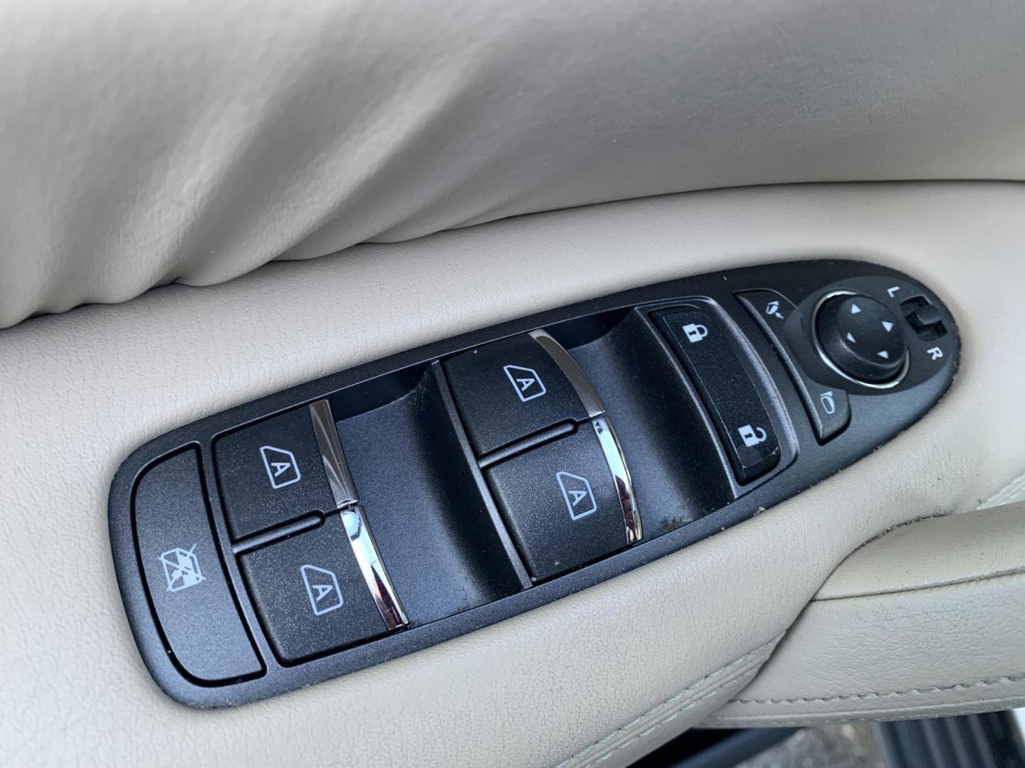 2019 WHITE /TAN Nissan Armada SV AWD (JN8AY2NC2K9) with an 5.6L V8 DOHC 32V engine, 7A transmission, located at 506 S. Kingshighway, Cape Girardeau, MO, 63703, (573) 235-5000, 37.294991, -89.553635 - One Owner! 2019 Nissan Armada SV Air Conditioning Power Windows Power Locks Power Steering Tilt Wheel Keyless Entry Alarm Daytime Running Lights Dual Front Airbags All Wheel ABS We have financing available and we accept trades! Fill out a credit application on our website or come by toda - Photo#19