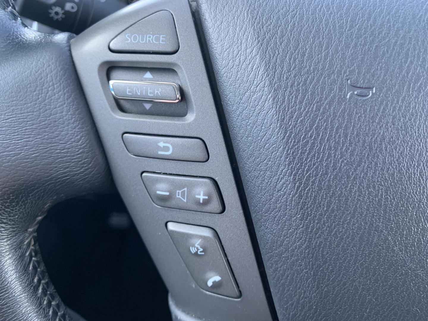 2019 WHITE /TAN Nissan Armada SV AWD (JN8AY2NC2K9) with an 5.6L V8 DOHC 32V engine, 7A transmission, located at 506 S. Kingshighway, Cape Girardeau, MO, 63703, (573) 235-5000, 37.294991, -89.553635 - One Owner! 2019 Nissan Armada SV Air Conditioning Power Windows Power Locks Power Steering Tilt Wheel Keyless Entry Alarm Daytime Running Lights Dual Front Airbags All Wheel ABS We have financing available and we accept trades! Fill out a credit application on our website or come by toda - Photo#23