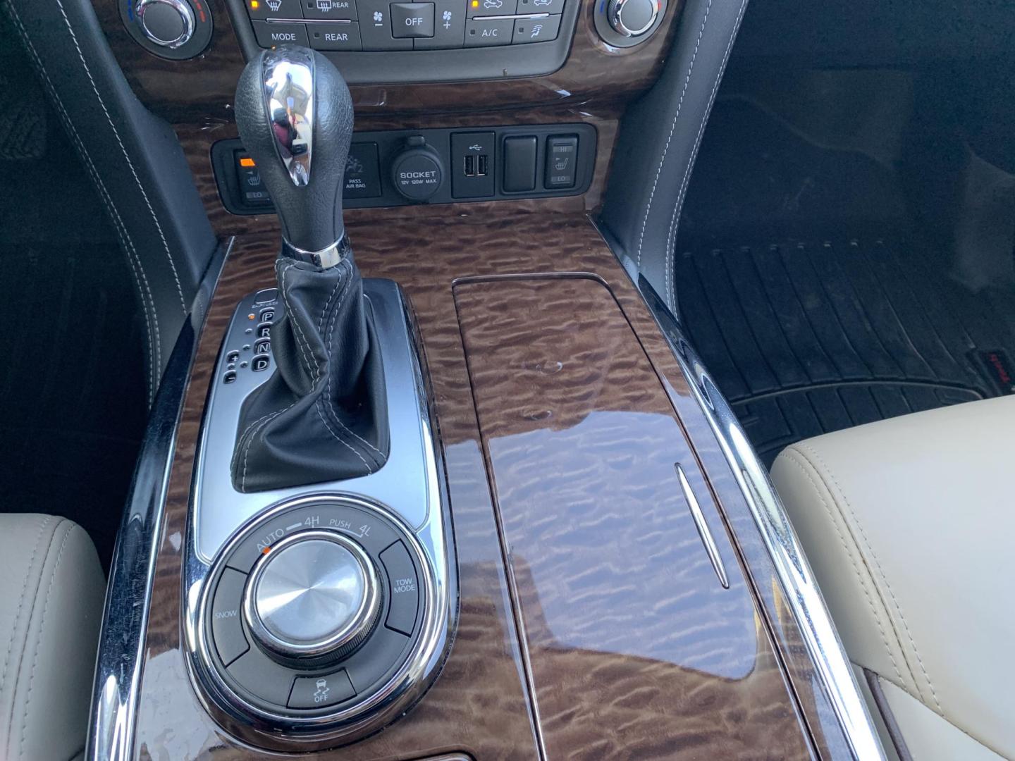 2019 WHITE /TAN Nissan Armada SV AWD (JN8AY2NC2K9) with an 5.6L V8 DOHC 32V engine, 7A transmission, located at 506 S. Kingshighway, Cape Girardeau, MO, 63703, (573) 235-5000, 37.294991, -89.553635 - One Owner! 2019 Nissan Armada SV Air Conditioning Power Windows Power Locks Power Steering Tilt Wheel Keyless Entry Alarm Daytime Running Lights Dual Front Airbags All Wheel ABS We have financing available and we accept trades! Fill out a credit application on our website or come by toda - Photo#27