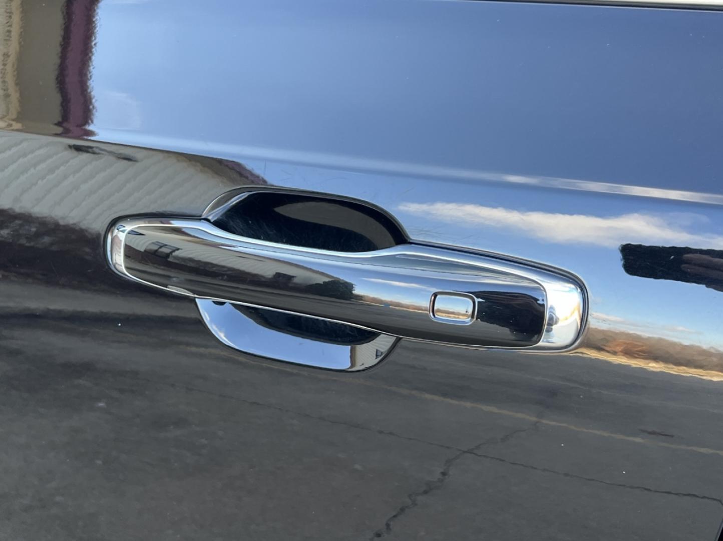 2020 BLACK /Black Volvo XC90 T6 Inscription AWD (YV4A22PL6L1) with an 2.0L 4 Cyl. engine, Automatic transmission, located at 2990 Old Orchard Rd., Jackson, MO, 63755, 37.354214, -89.612106 - 2020 Volvo XC90 T6 Inscription 1-Owner 91xxx miles All Wheel Drive 2.0L 4 Cyl. Automatic Leather 3rd Row Navigation Power/Heated/Cooled Seats Heated Rear Seats Heated Steering Wheel Backup Camera Sunroof Bluetooth Heads Up Display Cruise Power Windows/Locks/Mirrors We have financin - Photo#36