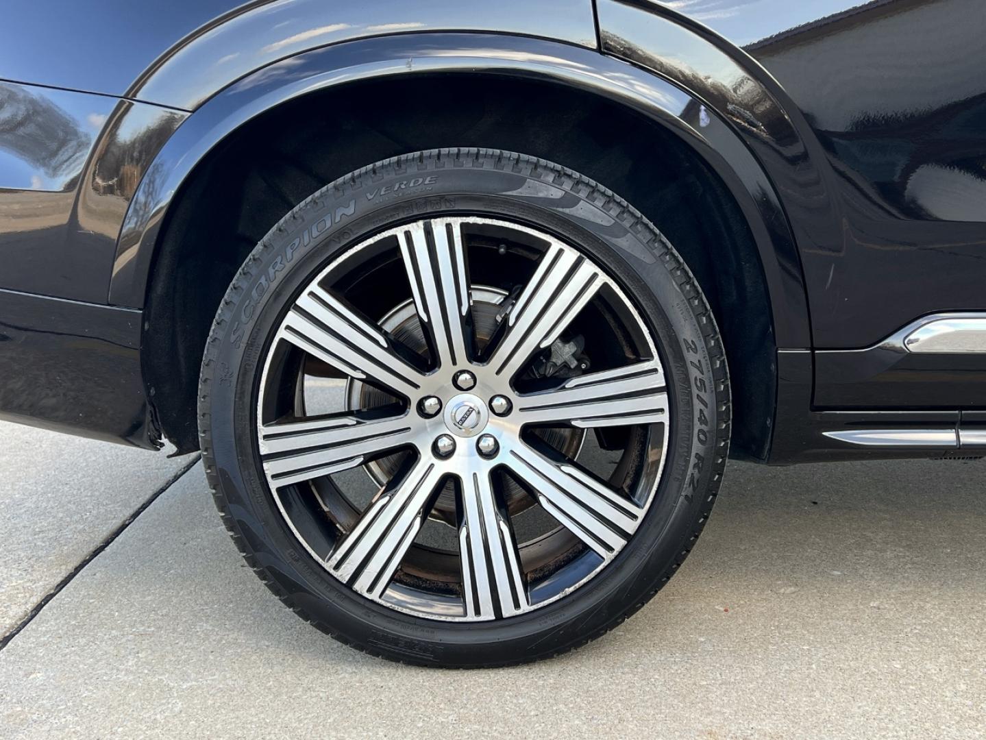 2020 BLACK /Black Volvo XC90 T6 Inscription AWD (YV4A22PL6L1) with an 2.0L 4 Cyl. engine, Automatic transmission, located at 2990 Old Orchard Rd., Jackson, MO, 63755, 37.354214, -89.612106 - 2020 Volvo XC90 T6 Inscription 1-Owner 91xxx miles All Wheel Drive 2.0L 4 Cyl. Automatic Leather 3rd Row Navigation Power/Heated/Cooled Seats Heated Rear Seats Heated Steering Wheel Backup Camera Sunroof Bluetooth Heads Up Display Cruise Power Windows/Locks/Mirrors We have financin - Photo#43