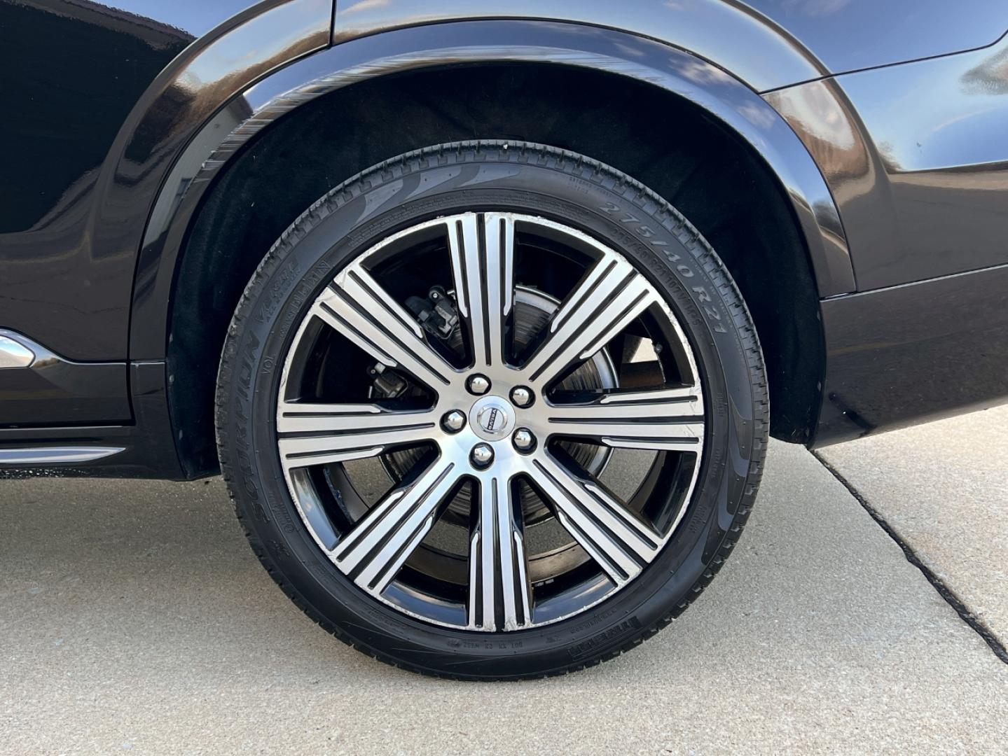2020 BLACK /Black Volvo XC90 T6 Inscription AWD (YV4A22PL6L1) with an 2.0L 4 Cyl. engine, Automatic transmission, located at 2990 Old Orchard Rd., Jackson, MO, 63755, 37.354214, -89.612106 - 2020 Volvo XC90 T6 Inscription 1-Owner 91xxx miles All Wheel Drive 2.0L 4 Cyl. Automatic Leather 3rd Row Navigation Power/Heated/Cooled Seats Heated Rear Seats Heated Steering Wheel Backup Camera Sunroof Bluetooth Heads Up Display Cruise Power Windows/Locks/Mirrors We have financin - Photo#42