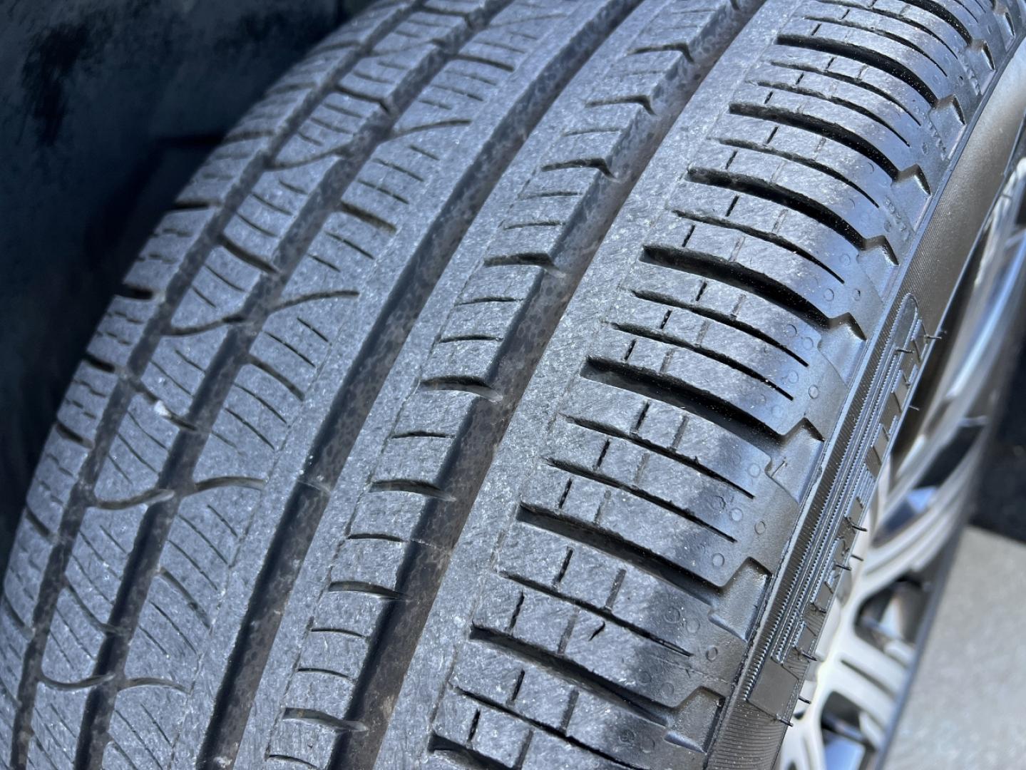 2020 BLACK /Black Volvo XC90 T6 Inscription AWD (YV4A22PL6L1) with an 2.0L 4 Cyl. engine, Automatic transmission, located at 2990 Old Orchard Rd., Jackson, MO, 63755, 37.354214, -89.612106 - 2020 Volvo XC90 T6 Inscription 1-Owner 91xxx miles All Wheel Drive 2.0L 4 Cyl. Automatic Leather 3rd Row Navigation Power/Heated/Cooled Seats Heated Rear Seats Heated Steering Wheel Backup Camera Sunroof Bluetooth Heads Up Display Cruise Power Windows/Locks/Mirrors We have financin - Photo#40