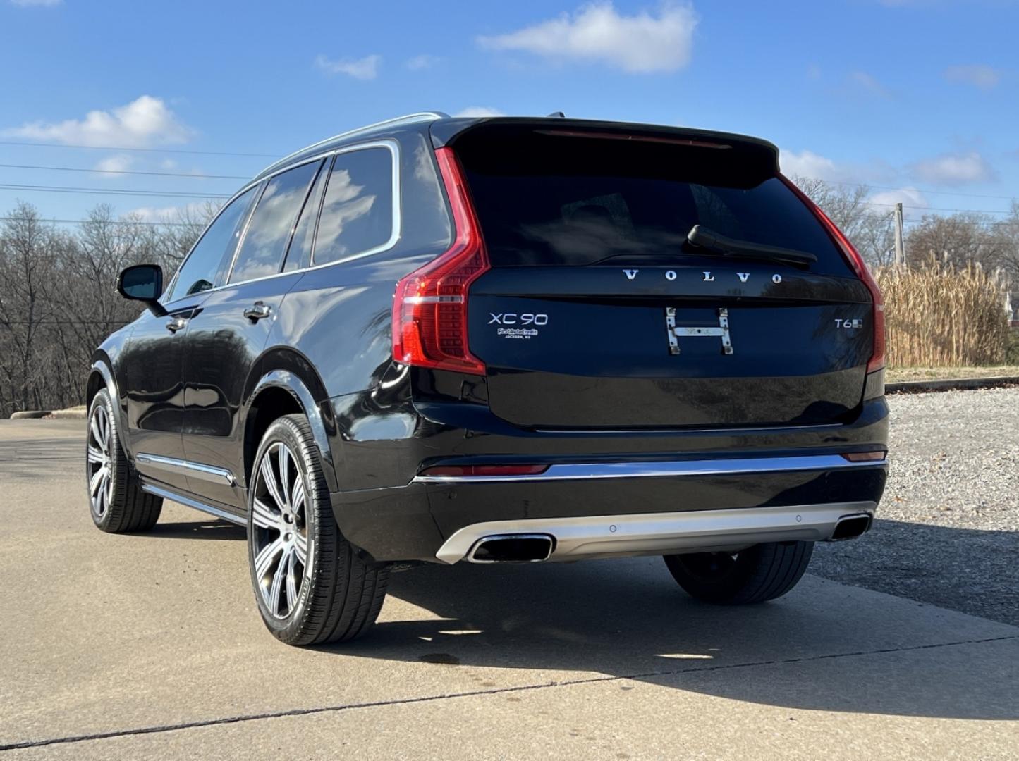 2020 BLACK /Black Volvo XC90 T6 Inscription AWD (YV4A22PL6L1) with an 2.0L 4 Cyl. engine, Automatic transmission, located at 2990 Old Orchard Rd., Jackson, MO, 63755, 37.354214, -89.612106 - 2020 Volvo XC90 T6 Inscription 1-Owner 91xxx miles All Wheel Drive 2.0L 4 Cyl. Automatic Leather 3rd Row Navigation Power/Heated/Cooled Seats Heated Rear Seats Heated Steering Wheel Backup Camera Sunroof Bluetooth Heads Up Display Cruise Power Windows/Locks/Mirrors We have financin - Photo#12