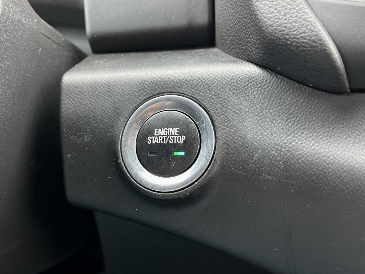 2020 WHITE /Black GMC Terrain SLT (3GKALPEV6LL) with an 1.4L 4 Cyl. TURBO engine, Automatic transmission, located at 2990 Old Orchard Rd., Jackson, MO, 63755, 37.354214, -89.612106 - 2020 GMC Terrain SLT 1-Owner 80xxx miles Front Wheel Drive 1.5L 4 Cyl. Automatic Leather Backup Camera Power Driver Seat Heated Seats Bluetooth Remote Start Cruise Power Windows/Locks/Mirrors We have financing available and we accept trades! Fill out a credit application on our website - Photo#23