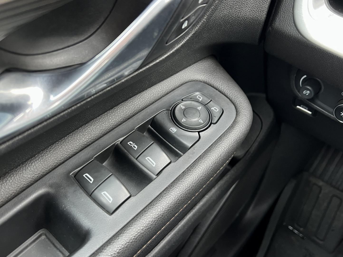 2020 WHITE /Black GMC Terrain SLT (3GKALPEV6LL) with an 1.4L 4 Cyl. TURBO engine, Automatic transmission, located at 2990 Old Orchard Rd., Jackson, MO, 63755, 37.354214, -89.612106 - 2020 GMC Terrain SLT 1-Owner 80xxx miles Front Wheel Drive 1.5L 4 Cyl. Automatic Leather Backup Camera Power Driver Seat Heated Seats Bluetooth Remote Start Cruise Power Windows/Locks/Mirrors We have financing available and we accept trades! Fill out a credit application on our website - Photo#28