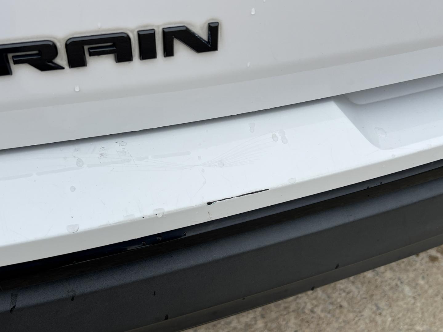 2020 WHITE /Black GMC Terrain SLT (3GKALPEV6LL) with an 1.4L 4 Cyl. TURBO engine, Automatic transmission, located at 2990 Old Orchard Rd., Jackson, MO, 63755, 37.354214, -89.612106 - 2020 GMC Terrain SLT 1-Owner 80xxx miles Front Wheel Drive 1.5L 4 Cyl. Automatic Leather Backup Camera Power Driver Seat Heated Seats Bluetooth Remote Start Cruise Power Windows/Locks/Mirrors We have financing available and we accept trades! Fill out a credit application on our website - Photo#39