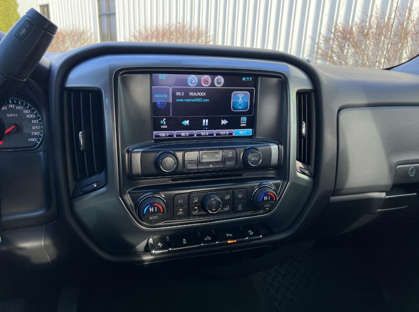 2015 BLUE /Gray Chevrolet Silverado 1500 LT Crew Cab 4WD (3GCUKREC9FG) with an 5.3L V8 engine, Automatic transmission, located at 2990 Old Orchard Rd., Jackson, MO, 63755, 37.354214, -89.612106 - 2015 Chevrolet Silverado 1500 LT 162xxx miles 4x4 5.3L V8 Automatic Backup Camera Power Driver Seat Bluetooth Remote Start Cruise Power Windows/Locks/Mirrors We have financing available and we accept trades! Fill out a credit application on our website or come by today! If you have any q - Photo#24
