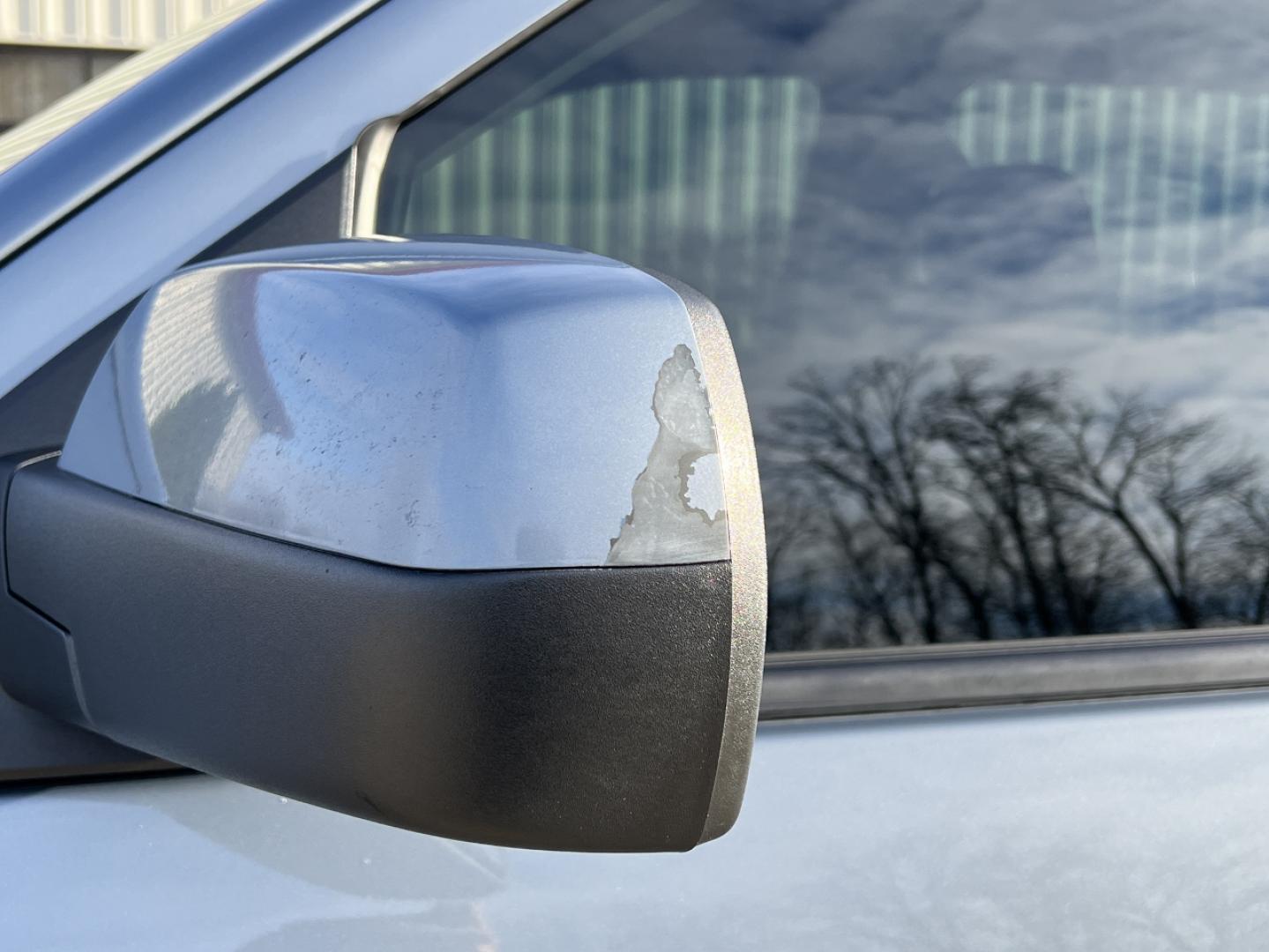 2015 BLUE /Gray Chevrolet Silverado 1500 LT Crew Cab 4WD (3GCUKREC9FG) with an 5.3L V8 engine, Automatic transmission, located at 2990 Old Orchard Rd., Jackson, MO, 63755, 37.354214, -89.612106 - 2015 Chevrolet Silverado 1500 LT 162xxx miles 4x4 5.3L V8 Automatic Backup Camera Power Driver Seat Bluetooth Remote Start Cruise Power Windows/Locks/Mirrors We have financing available and we accept trades! Fill out a credit application on our website or come by today! If you have any q - Photo#40