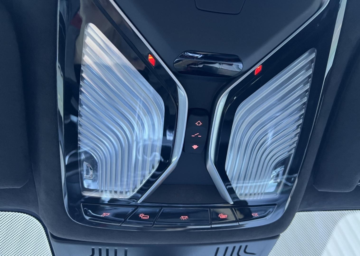 2016 BLACK /Black BMW 7-Series 750i xDrive (WBA7F2C5XGG) with an 4.4L V8 engine, Automatic transmission, located at 2990 Old Orchard Rd., Jackson, MO, 63755, 37.354214, -89.612106 - 2016 BMW 7-Series 750i xDrive 153xxx miles All Wheel Drive 4.4L V8 Automatic Leather Navigation Backup Camera Power/Heated/Cooled Seats Heated/Cooled Rear Seats Sunroof Bluetooth Heads Up Display Cruise Power Windows/Locks/Mirrors We have financing available and we accept trades! Fill - Photo#33