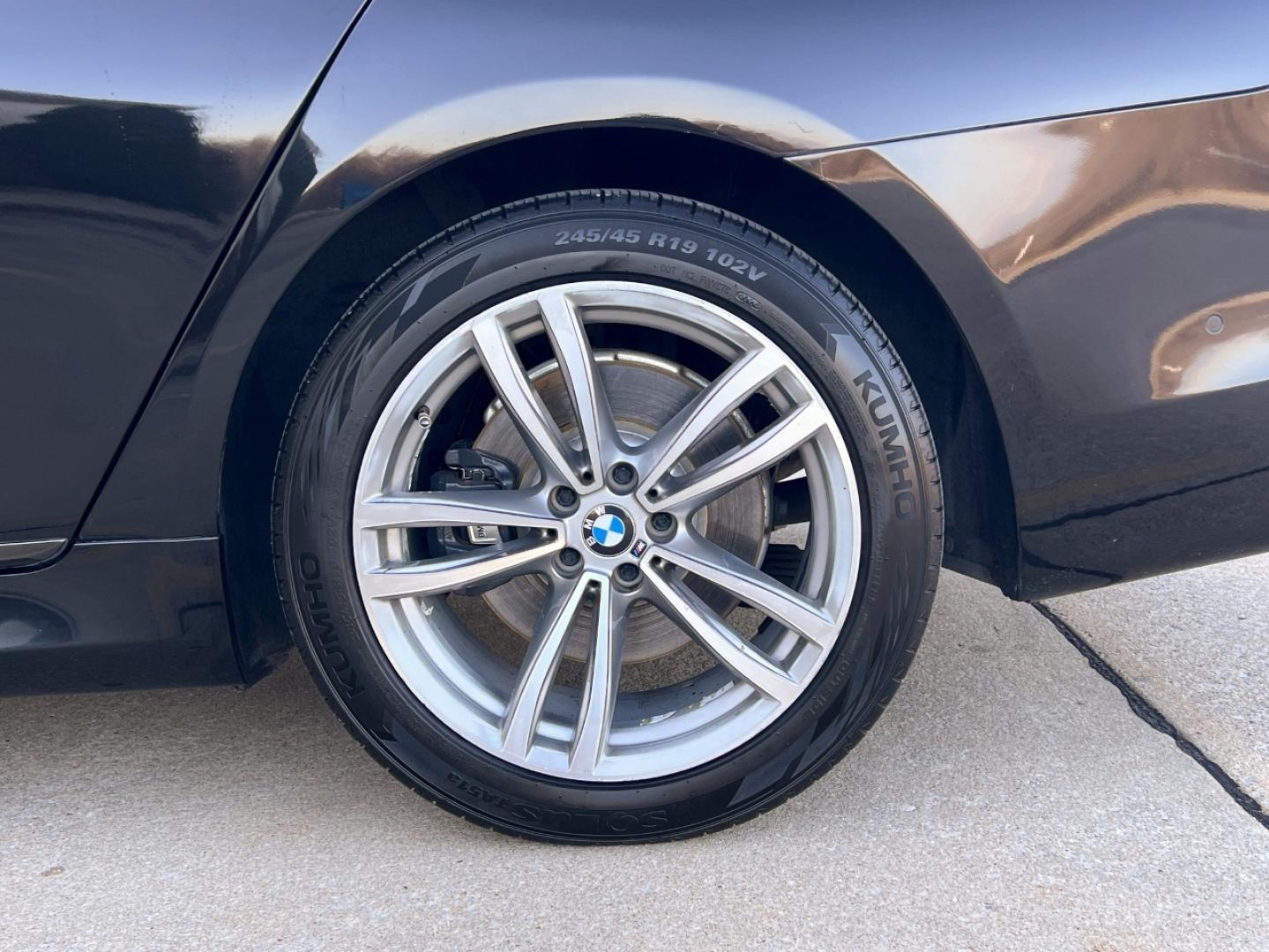 2016 BLACK /Black BMW 7-Series 750i xDrive (WBA7F2C5XGG) with an 4.4L V8 engine, Automatic transmission, located at 2990 Old Orchard Rd., Jackson, MO, 63755, 37.354214, -89.612106 - 2016 BMW 7-Series 750i xDrive 153xxx miles All Wheel Drive 4.4L V8 Automatic Leather Navigation Backup Camera Power/Heated/Cooled Seats Heated/Cooled Rear Seats Sunroof Bluetooth Heads Up Display Cruise Power Windows/Locks/Mirrors We have financing available and we accept trades! Fill - Photo#45