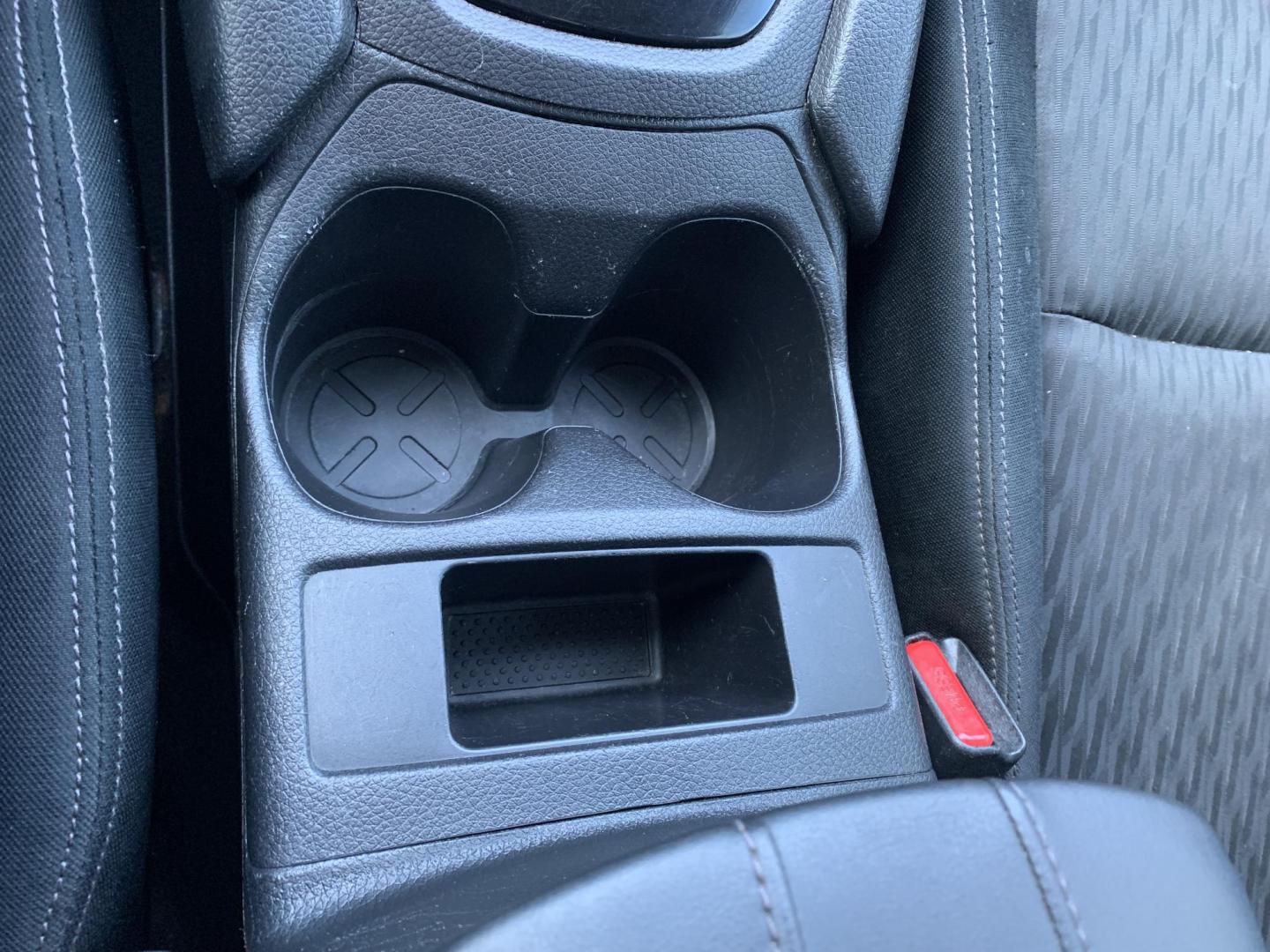 2017 GRAY /BLACK Nissan Rogue SV (JN8AT2MT0HW) with an 2.5L L4 DOHC 16V engine, CVT transmission, located at 506 S. Kingshighway, Cape Girardeau, MO, 63703, (573) 235-5000, 37.294991, -89.553635 - 2017 Nissan Rogue SV 151,XXX MI Front Wheel Drive 2.5L 4 Cyl Backup Camera Cruise Bluetooth Power Windows/Mirrors/Locks Keyless Entry We have financing available and we accept trades! Fill out a credit application on our website or come by today! If you have any questions, give us a call a - Photo#27