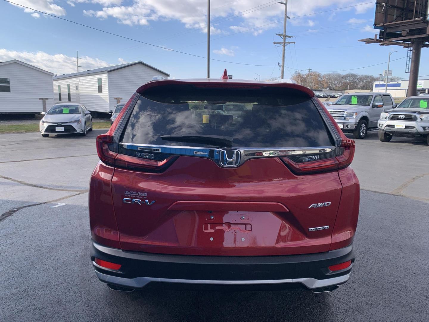 2022 MAROON /GRAY Honda CR-V Touring AWD (7FARW2H9XNE) with an 1.5L L4 16V DOHC TURBO engine, CVT transmission, located at 506 S. Kingshighway, Cape Girardeau, MO, 63703, (573) 235-5000, 37.294991, -89.553635 - 2022 Honda C-RV Touring One Owner!! Only 8,XXXmi!! 1.5L 4 Cyl AWD Leather Adaptive Cruise Control Heated Steering Wheel Heated Seats Power Driver/Passenger Seats Bluetooth Navigation Wireless Charger Collision Avoidance System Lane Assist Power Windows/Locks/Mirrors Keyless Entry Da - Photo#5