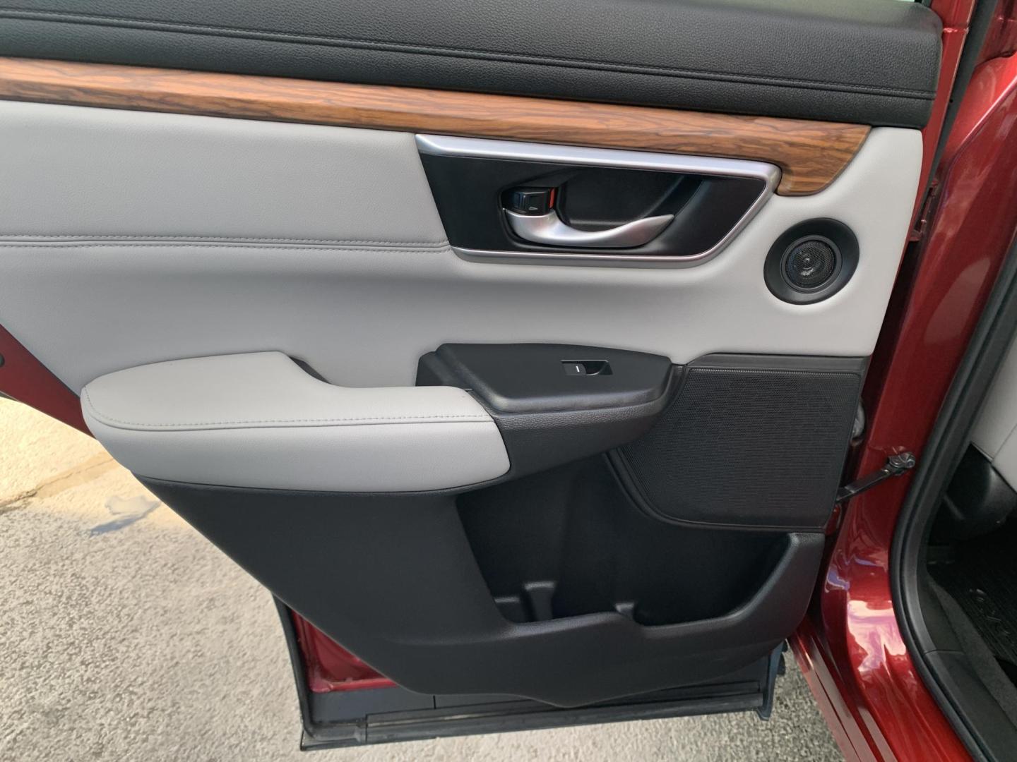 2022 MAROON /GRAY Honda CR-V Touring AWD (7FARW2H9XNE) with an 1.5L L4 16V DOHC TURBO engine, CVT transmission, located at 506 S. Kingshighway, Cape Girardeau, MO, 63703, (573) 235-5000, 37.294991, -89.553635 - 2022 Honda C-RV Touring One Owner!! Only 8,XXXmi!! 1.5L 4 Cyl AWD Leather Adaptive Cruise Control Heated Steering Wheel Heated Seats Power Driver/Passenger Seats Bluetooth Navigation Wireless Charger Collision Avoidance System Lane Assist Power Windows/Locks/Mirrors Keyless Entry Da - Photo#13