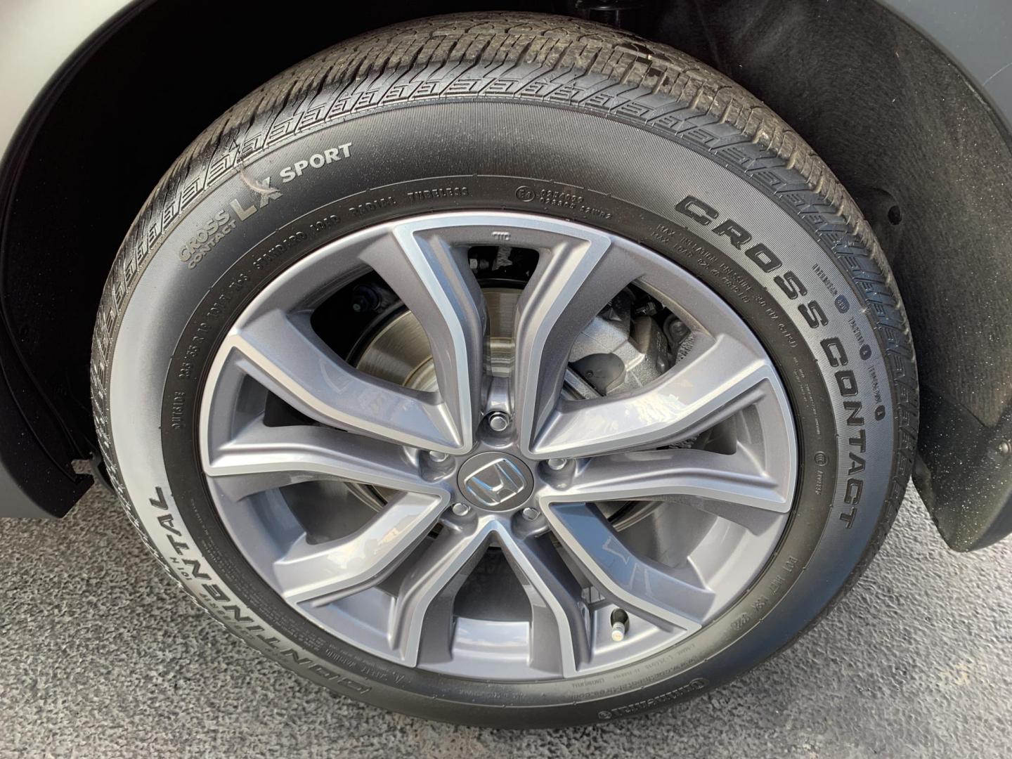 2022 MAROON /GRAY Honda CR-V Touring AWD (7FARW2H9XNE) with an 1.5L L4 16V DOHC TURBO engine, CVT transmission, located at 506 S. Kingshighway, Cape Girardeau, MO, 63703, (573) 235-5000, 37.294991, -89.553635 - 2022 Honda C-RV Touring One Owner!! Only 8,XXXmi!! 1.5L 4 Cyl AWD Leather Adaptive Cruise Control Heated Steering Wheel Heated Seats Power Driver/Passenger Seats Bluetooth Navigation Wireless Charger Collision Avoidance System Lane Assist Power Windows/Locks/Mirrors Keyless Entry Da - Photo#31