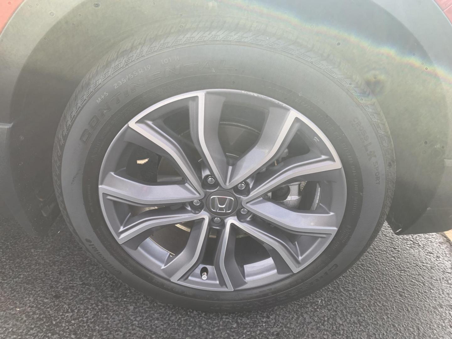 2022 MAROON /GRAY Honda CR-V Touring AWD (7FARW2H9XNE) with an 1.5L L4 16V DOHC TURBO engine, CVT transmission, located at 506 S. Kingshighway, Cape Girardeau, MO, 63703, (573) 235-5000, 37.294991, -89.553635 - 2022 Honda C-RV Touring One Owner!! Only 8,XXXmi!! 1.5L 4 Cyl AWD Leather Adaptive Cruise Control Heated Steering Wheel Heated Seats Power Driver/Passenger Seats Bluetooth Navigation Wireless Charger Collision Avoidance System Lane Assist Power Windows/Locks/Mirrors Keyless Entry Da - Photo#33