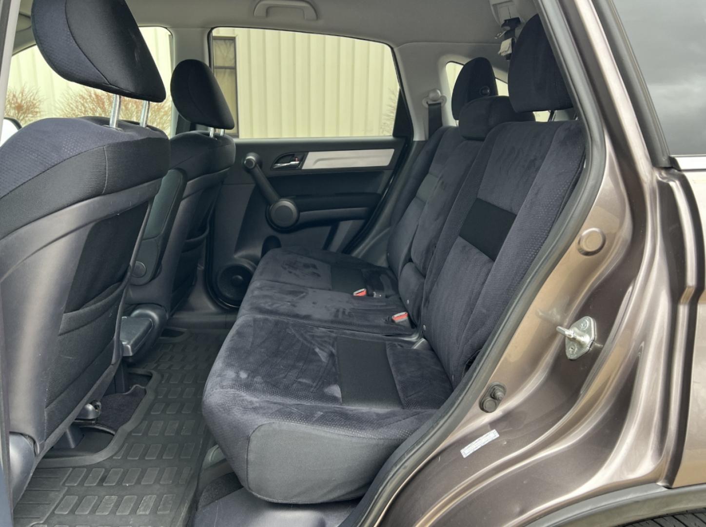 2011 Brown /Black Honda CR-V SE 4WD (5J6RE4H46BL) with an 2.4L 4 Cyl. engine, Automatic transmission, located at 2990 Old Orchard Rd., Jackson, MO, 63755, 37.354214, -89.612106 - 2011 Honda CRV SE 142xxx miles 4 Wheel Drive 2.4L 4 Cyl. Automatic Cruise Power Windows/Locks/Mirrors We have financing available and we accept trades! Fill out a credit application on our website or come by today! If you have any questions, give us a call at (573) 204-7777 or visit our webs - Photo#13