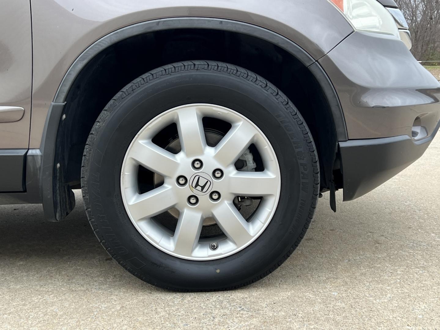 2011 Brown /Black Honda CR-V SE 4WD (5J6RE4H46BL) with an 2.4L 4 Cyl. engine, Automatic transmission, located at 2990 Old Orchard Rd., Jackson, MO, 63755, 37.354214, -89.612106 - 2011 Honda CRV SE 142xxx miles 4 Wheel Drive 2.4L 4 Cyl. Automatic Cruise Power Windows/Locks/Mirrors We have financing available and we accept trades! Fill out a credit application on our website or come by today! If you have any questions, give us a call at (573) 204-7777 or visit our webs - Photo#29