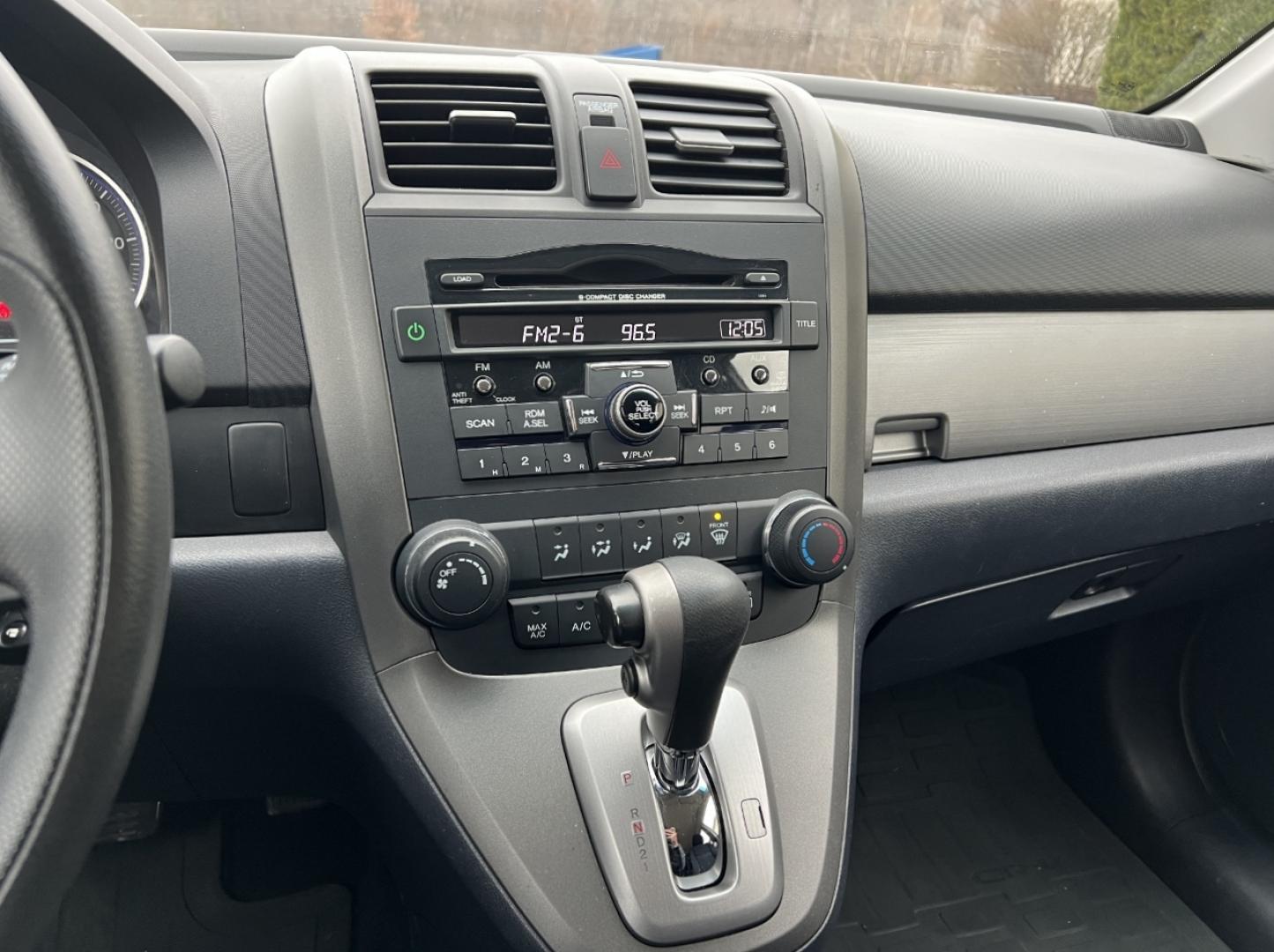 2011 Brown /Black Honda CR-V SE 4WD (5J6RE4H46BL) with an 2.4L 4 Cyl. engine, Automatic transmission, located at 2990 Old Orchard Rd., Jackson, MO, 63755, 37.354214, -89.612106 - 2011 Honda CRV SE 142xxx miles 4 Wheel Drive 2.4L 4 Cyl. Automatic Cruise Power Windows/Locks/Mirrors We have financing available and we accept trades! Fill out a credit application on our website or come by today! If you have any questions, give us a call at (573) 204-7777 or visit our webs - Photo#18