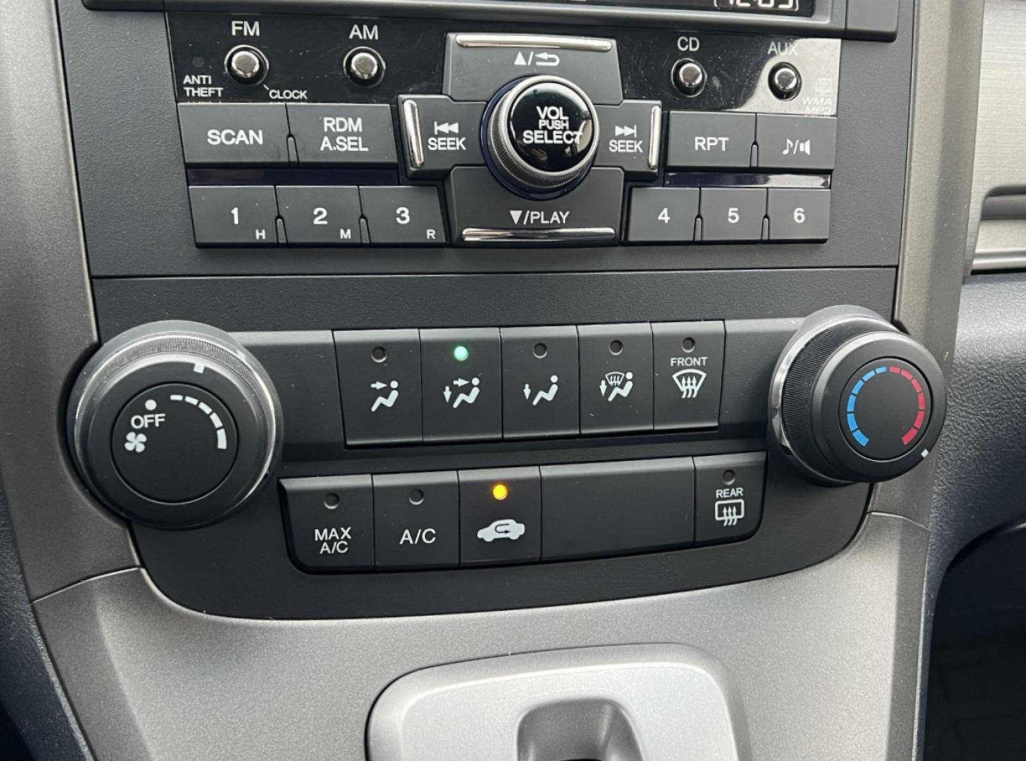 2011 Brown /Black Honda CR-V SE 4WD (5J6RE4H46BL) with an 2.4L 4 Cyl. engine, Automatic transmission, located at 2990 Old Orchard Rd., Jackson, MO, 63755, 37.354214, -89.612106 - 2011 Honda CRV SE 142xxx miles 4 Wheel Drive 2.4L 4 Cyl. Automatic Cruise Power Windows/Locks/Mirrors We have financing available and we accept trades! Fill out a credit application on our website or come by today! If you have any questions, give us a call at (573) 204-7777 or visit our webs - Photo#20