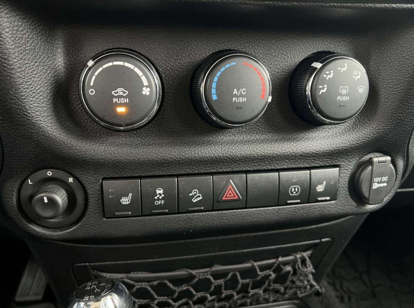 2016 WHITE /Black Jeep Wrangler Unlimited Sahara 4WD (1C4BJWEG9GL) with an 3.6L V6 engine, Automatic transmission, located at 2990 Old Orchard Rd., Jackson, MO, 63755, 37.354214, -89.612106 - 2016 Jeep Wrangler Unlimited Sahara 75th Anniversary 1-Owner 129xxx miles 4 Wheel Drive 3.6L V6 Automatic Leather Heated Seats Bluetooth Cruise Power Windows/Locks/Mirrors We have financing available and we accept trades! Fill out a credit application on our website or come by today! If - Photo#3