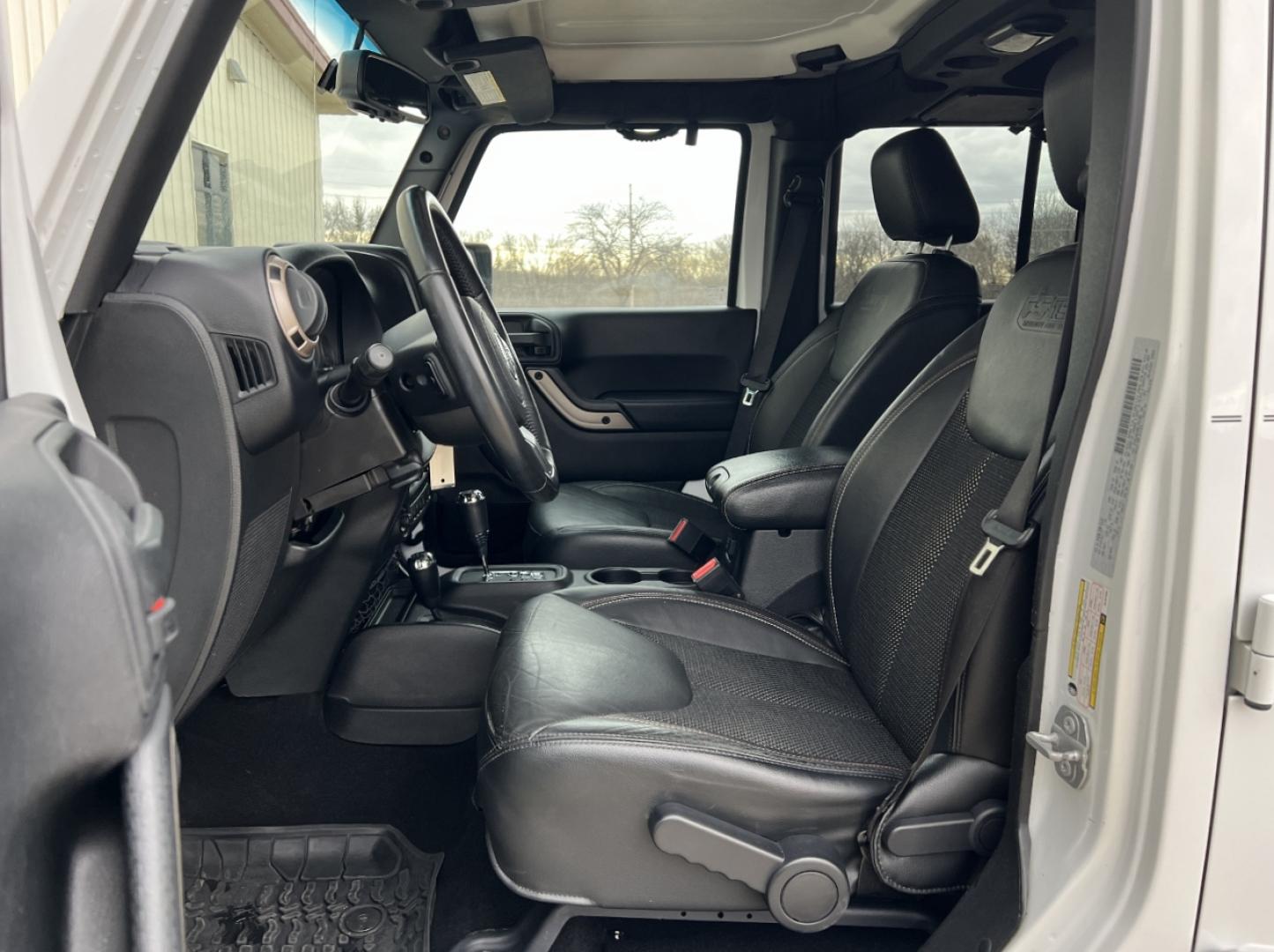 2016 WHITE /Black Jeep Wrangler Unlimited Sahara 4WD (1C4BJWEG9GL) with an 3.6L V6 engine, Automatic transmission, located at 2990 Old Orchard Rd., Jackson, MO, 63755, 37.354214, -89.612106 - 2016 Jeep Wrangler Unlimited Sahara 75th Anniversary 1-Owner 129xxx miles 4 Wheel Drive 3.6L V6 Automatic Leather Heated Seats Bluetooth Cruise Power Windows/Locks/Mirrors We have financing available and we accept trades! Fill out a credit application on our website or come by today! If - Photo#12