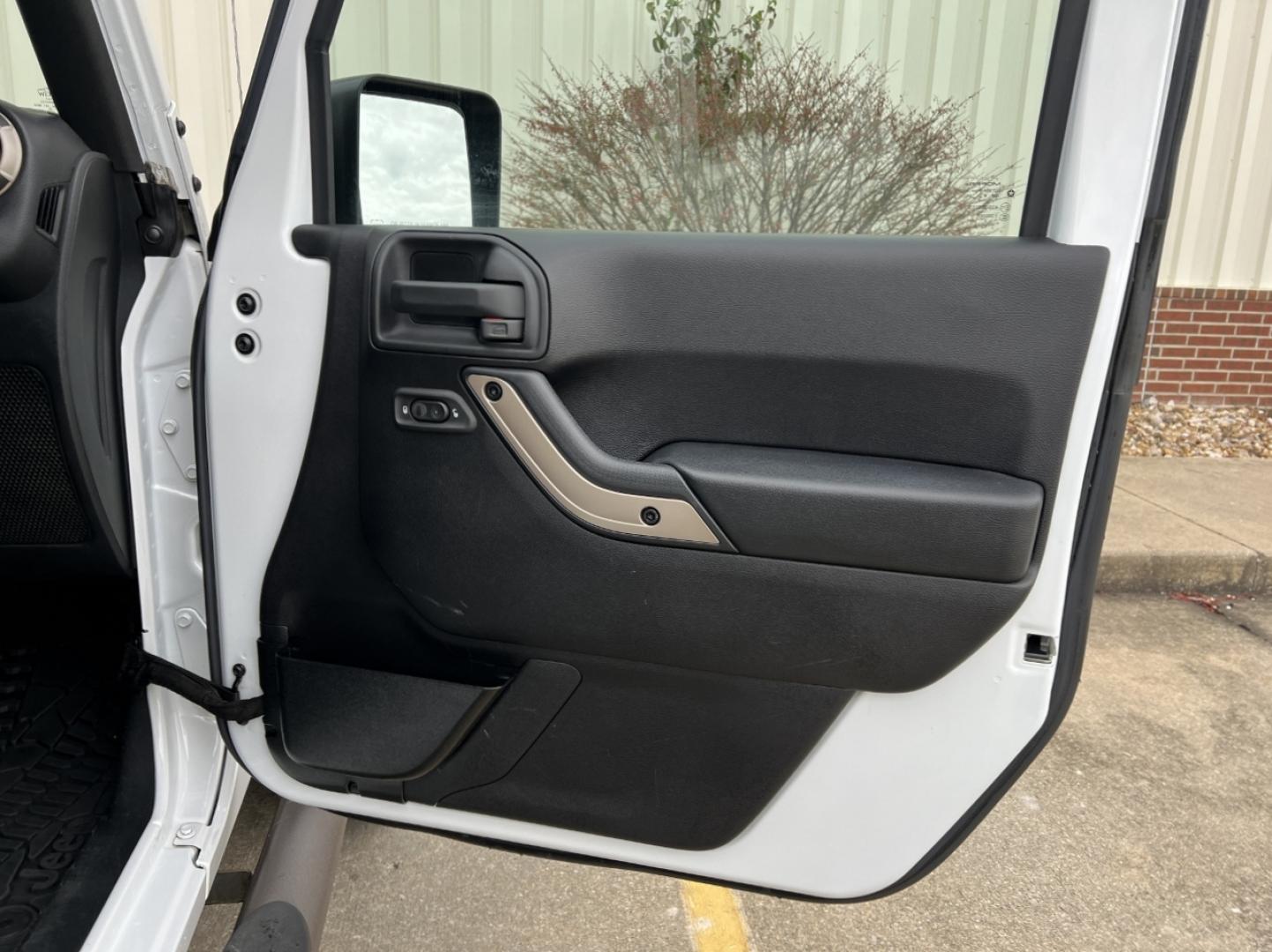 2016 WHITE /Black Jeep Wrangler Unlimited Sahara 4WD (1C4BJWEG9GL) with an 3.6L V6 engine, Automatic transmission, located at 2990 Old Orchard Rd., Jackson, MO, 63755, 37.354214, -89.612106 - 2016 Jeep Wrangler Unlimited Sahara 75th Anniversary 1-Owner 129xxx miles 4 Wheel Drive 3.6L V6 Automatic Leather Heated Seats Bluetooth Cruise Power Windows/Locks/Mirrors We have financing available and we accept trades! Fill out a credit application on our website or come by today! If - Photo#13