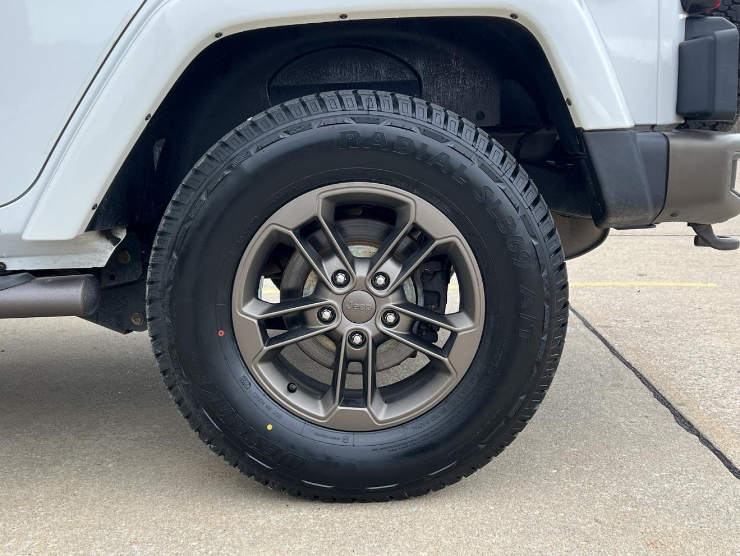 2016 WHITE /Black Jeep Wrangler Unlimited Sahara 4WD (1C4BJWEG9GL) with an 3.6L V6 engine, Automatic transmission, located at 2990 Old Orchard Rd., Jackson, MO, 63755, 37.354214, -89.612106 - 2016 Jeep Wrangler Unlimited Sahara 75th Anniversary 1-Owner 129xxx miles 4 Wheel Drive 3.6L V6 Automatic Leather Heated Seats Bluetooth Cruise Power Windows/Locks/Mirrors We have financing available and we accept trades! Fill out a credit application on our website or come by today! If - Photo#29