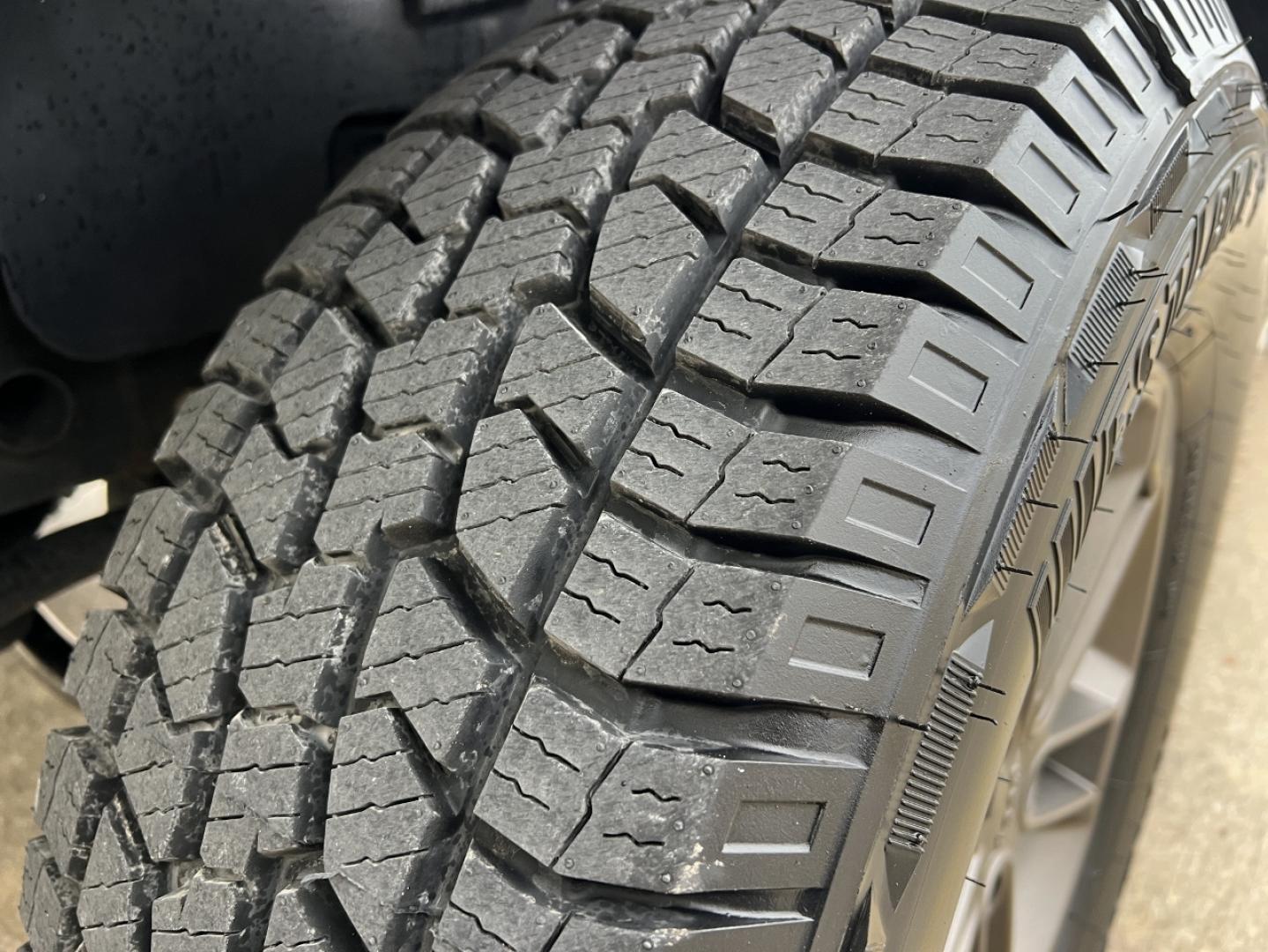 2016 WHITE /Black Jeep Wrangler Unlimited Sahara 4WD (1C4BJWEG9GL) with an 3.6L V6 engine, Automatic transmission, located at 2990 Old Orchard Rd., Jackson, MO, 63755, 37.354214, -89.612106 - 2016 Jeep Wrangler Unlimited Sahara 75th Anniversary 1-Owner 129xxx miles 4 Wheel Drive 3.6L V6 Automatic Leather Heated Seats Bluetooth Cruise Power Windows/Locks/Mirrors We have financing available and we accept trades! Fill out a credit application on our website or come by today! If - Photo#27