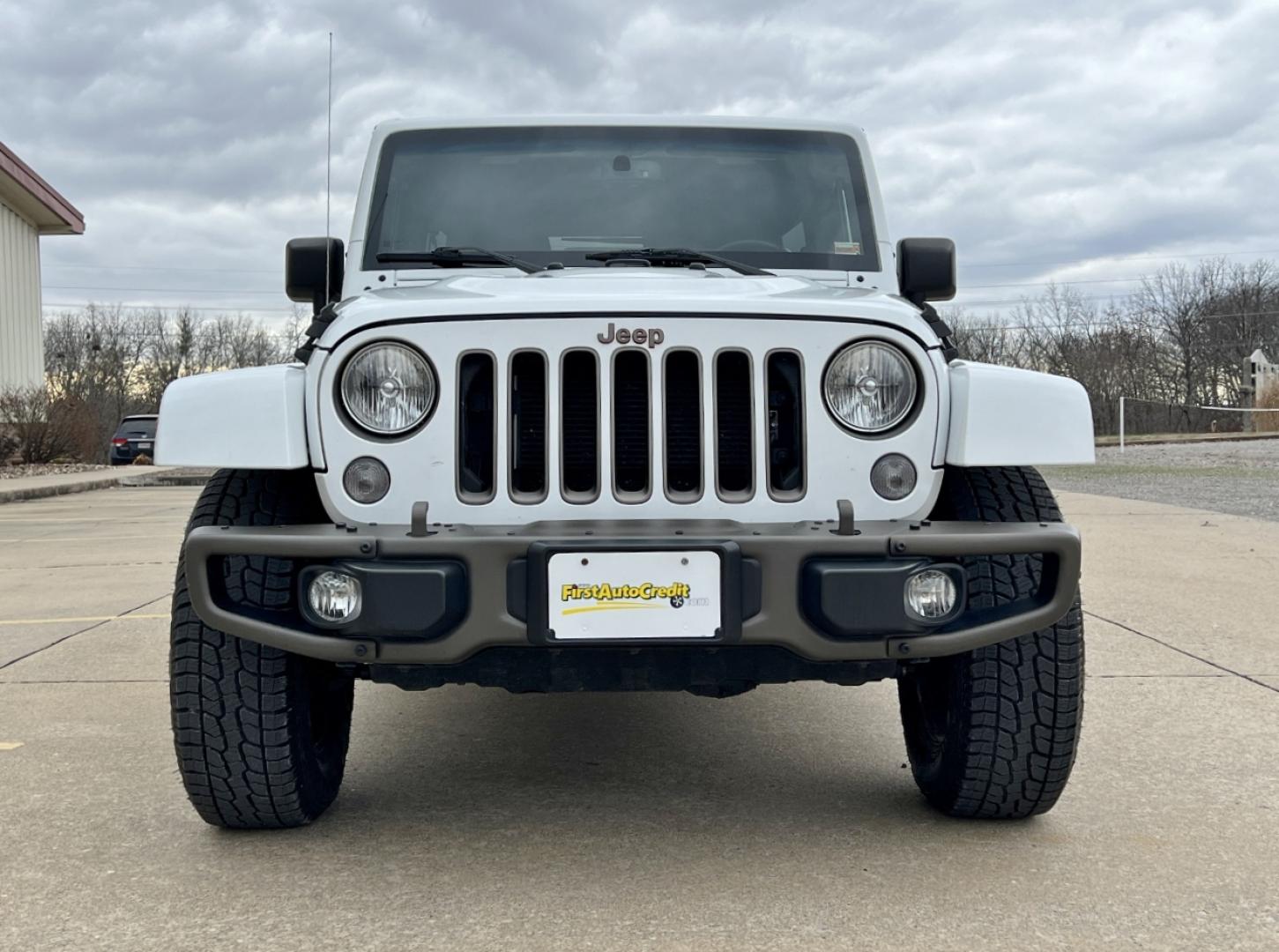 2016 WHITE /Black Jeep Wrangler Unlimited Sahara 4WD (1C4BJWEG9GL) with an 3.6L V6 engine, Automatic transmission, located at 2990 Old Orchard Rd., Jackson, MO, 63755, 37.354214, -89.612106 - 2016 Jeep Wrangler Unlimited Sahara 75th Anniversary 1-Owner 129xxx miles 4 Wheel Drive 3.6L V6 Automatic Leather Heated Seats Bluetooth Cruise Power Windows/Locks/Mirrors We have financing available and we accept trades! Fill out a credit application on our website or come by today! If - Photo#10