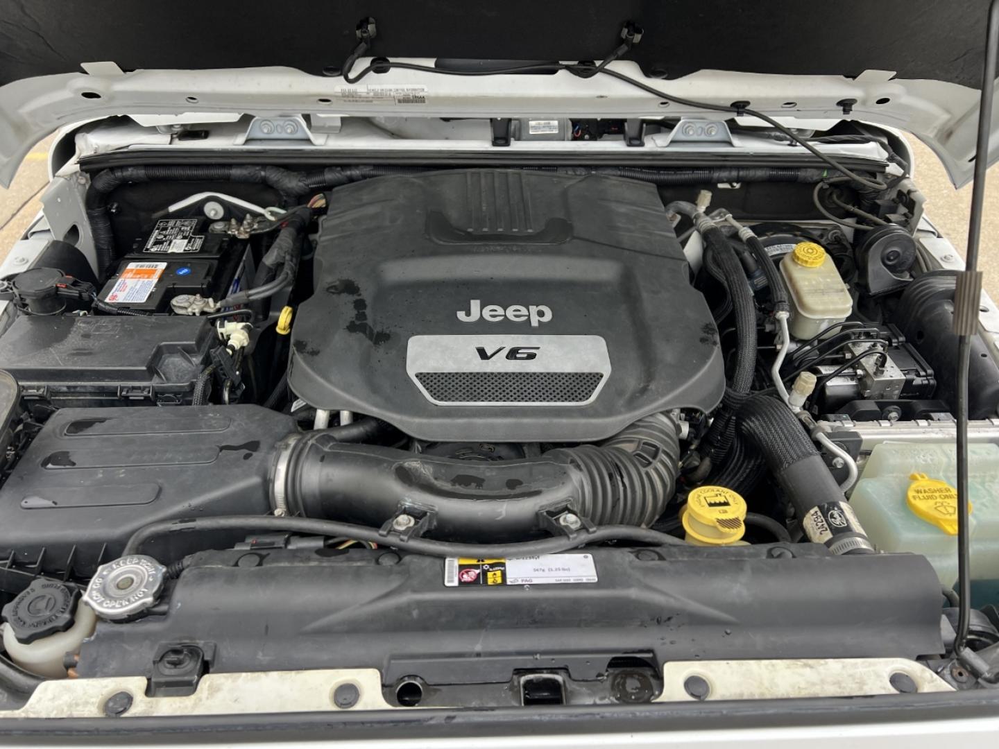 2016 WHITE /Black Jeep Wrangler Unlimited Sahara 4WD (1C4BJWEG9GL) with an 3.6L V6 engine, Automatic transmission, located at 2990 Old Orchard Rd., Jackson, MO, 63755, 37.354214, -89.612106 - 2016 Jeep Wrangler Unlimited Sahara 75th Anniversary 1-Owner 129xxx miles 4 Wheel Drive 3.6L V6 Automatic Leather Heated Seats Bluetooth Cruise Power Windows/Locks/Mirrors We have financing available and we accept trades! Fill out a credit application on our website or come by today! If - Photo#26