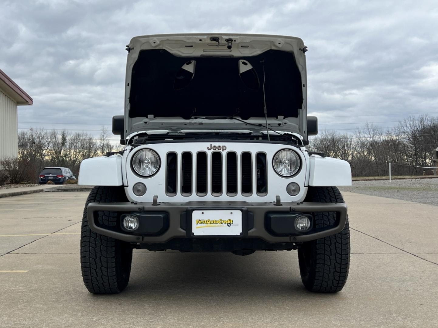 2016 WHITE /Black Jeep Wrangler Unlimited Sahara 4WD (1C4BJWEG9GL) with an 3.6L V6 engine, Automatic transmission, located at 2990 Old Orchard Rd., Jackson, MO, 63755, 37.354214, -89.612106 - 2016 Jeep Wrangler Unlimited Sahara 75th Anniversary 1-Owner 129xxx miles 4 Wheel Drive 3.6L V6 Automatic Leather Heated Seats Bluetooth Cruise Power Windows/Locks/Mirrors We have financing available and we accept trades! Fill out a credit application on our website or come by today! If - Photo#25