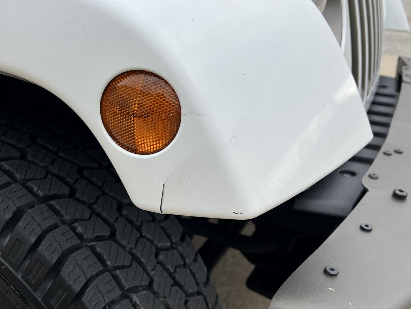 2016 WHITE /Black Jeep Wrangler Unlimited Sahara 4WD (1C4BJWEG9GL) with an 3.6L V6 engine, Automatic transmission, located at 2990 Old Orchard Rd., Jackson, MO, 63755, 37.354214, -89.612106 - 2016 Jeep Wrangler Unlimited Sahara 75th Anniversary 1-Owner 129xxx miles 4 Wheel Drive 3.6L V6 Automatic Leather Heated Seats Bluetooth Cruise Power Windows/Locks/Mirrors We have financing available and we accept trades! Fill out a credit application on our website or come by today! If - Photo#45