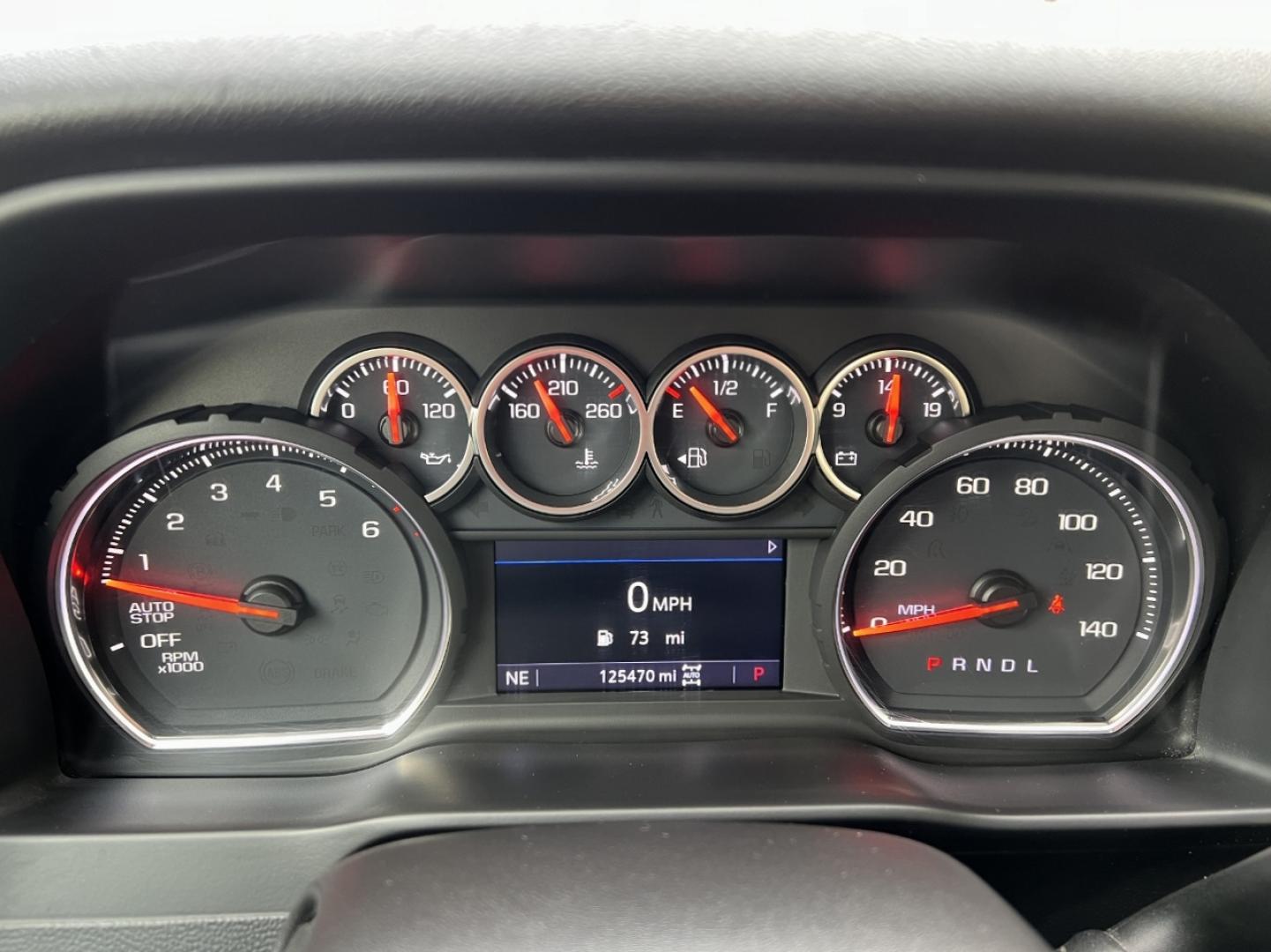 2019 SILVER /Black Chevrolet Silverado 1500 LT Crew Cab 4WD (1GCUYDED8KZ) with an 5.3L V8 engine, Automatic transmission, located at 2990 Old Orchard Rd., Jackson, MO, 63755, 37.354214, -89.612106 - 2019 Chevrolet Silverado 1500 LT 1-Owner 125xxx miles 4x4 5.3L V8 Automatic Backup Camera Power Driver Seat Heated Seats Heated Steering Wheel Bluetooth Remote Start Cruise Power Windows/Locks/Mirrors We have financing available and we accept trades! Fill out a credit application on ou - Photo#1