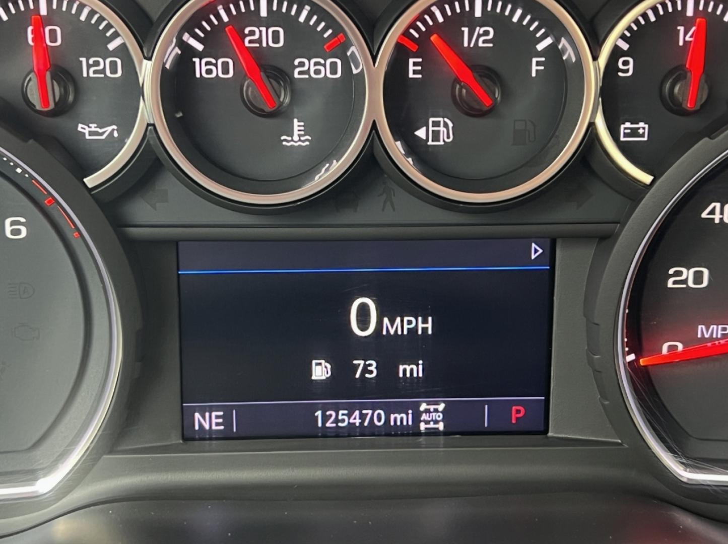 2019 SILVER /Black Chevrolet Silverado 1500 LT Crew Cab 4WD (1GCUYDED8KZ) with an 5.3L V8 engine, Automatic transmission, located at 2990 Old Orchard Rd., Jackson, MO, 63755, 37.354214, -89.612106 - 2019 Chevrolet Silverado 1500 LT 1-Owner 125xxx miles 4x4 5.3L V8 Automatic Backup Camera Power Driver Seat Heated Seats Heated Steering Wheel Bluetooth Remote Start Cruise Power Windows/Locks/Mirrors We have financing available and we accept trades! Fill out a credit application on ou - Photo#22