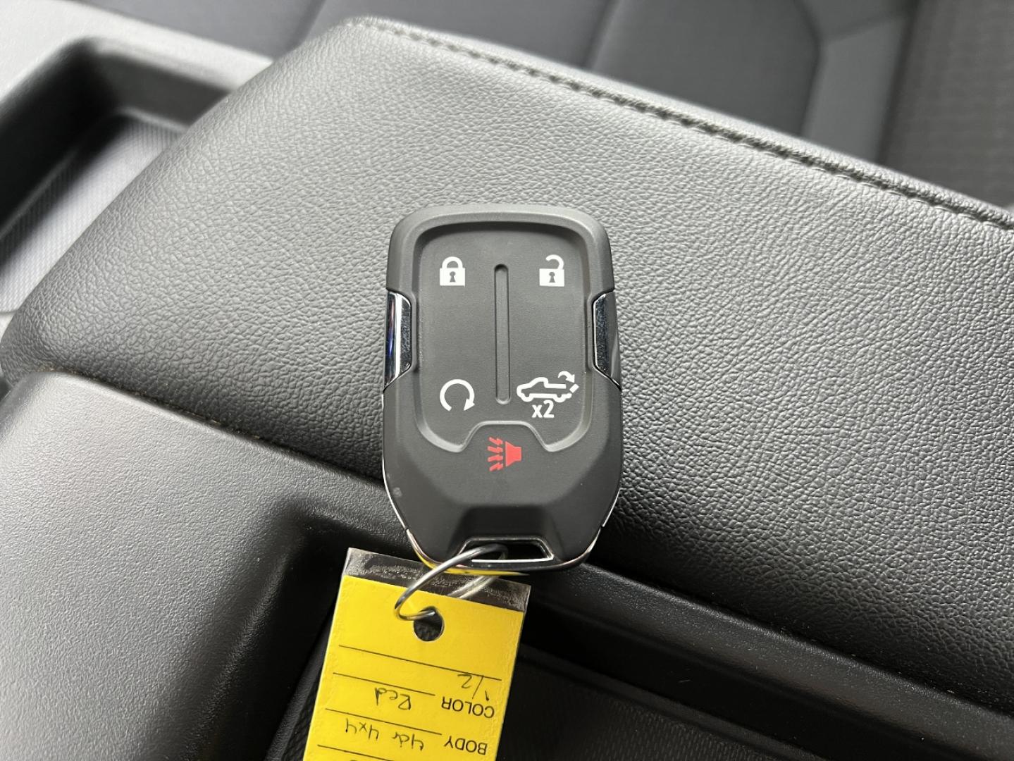 2022 RED /Black Chevrolet Silverado 2500HD LT Double Cab Short Box 4WD (1GC5YNE7XNF) with an 6.6L V8 engine, Automatic transmission, located at 2990 Old Orchard Rd., Jackson, MO, 63755, 37.354214, -89.612106 - 2022 Chevrolet Silverado 2500HD LT 1-Owner 42xxx miles 4x4 6.6L V8 Automatic Backup Camera Power Driver Seat Heated Seats Heated Steering Wheel Bluetooth Remote Start Cruise Power Windows/Locks/Mirrors We have financing available and we accept trades! Fill out a credit application on o - Photo#6