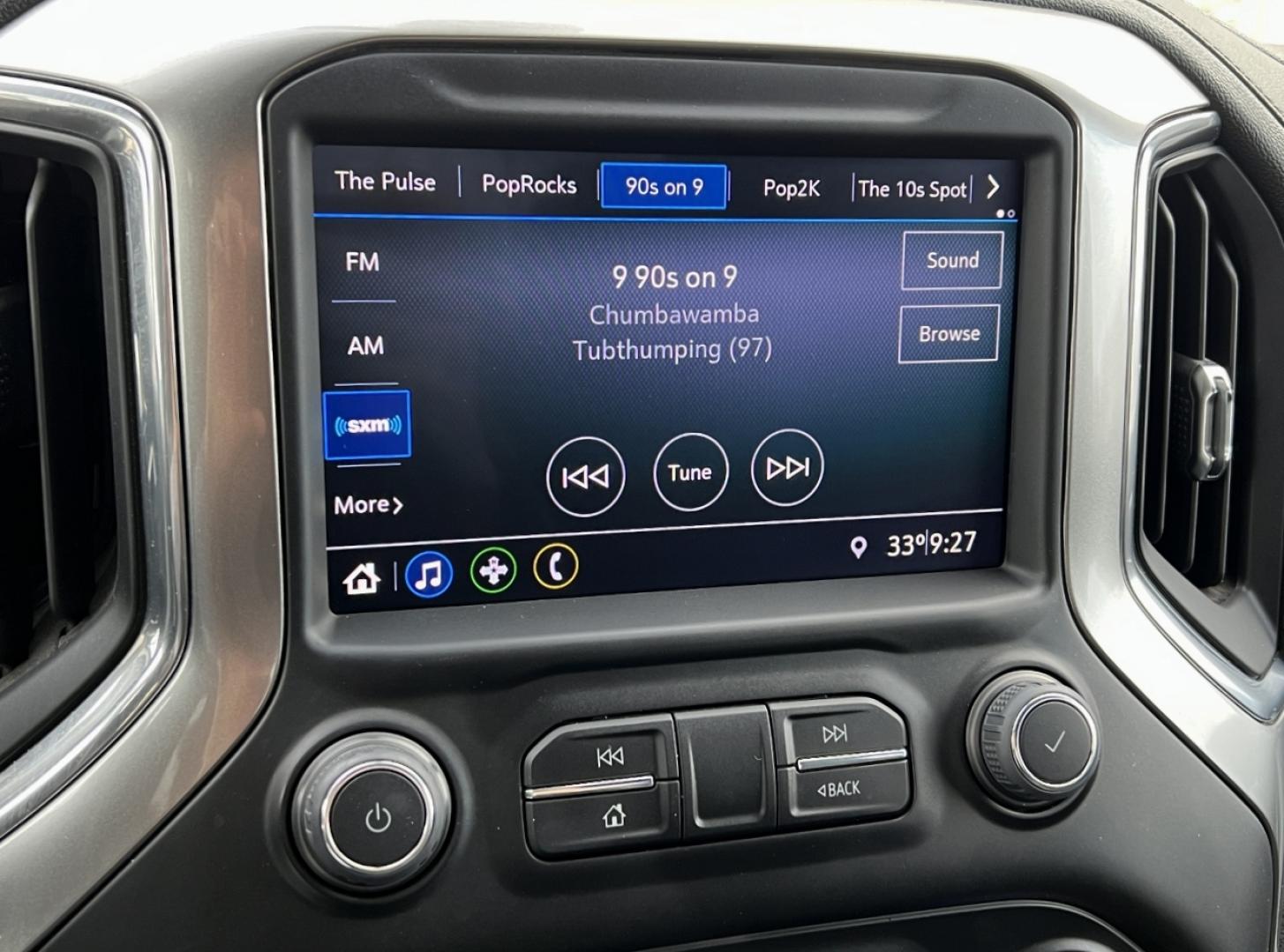 2022 RED /Black Chevrolet Silverado 2500HD LT Double Cab Short Box 4WD (1GC5YNE7XNF) with an 6.6L V8 engine, Automatic transmission, located at 2990 Old Orchard Rd., Jackson, MO, 63755, 37.354214, -89.612106 - 2022 Chevrolet Silverado 2500HD LT 1-Owner 42xxx miles 4x4 6.6L V8 Automatic Backup Camera Power Driver Seat Heated Seats Heated Steering Wheel Bluetooth Remote Start Cruise Power Windows/Locks/Mirrors We have financing available and we accept trades! Fill out a credit application on o - Photo#26