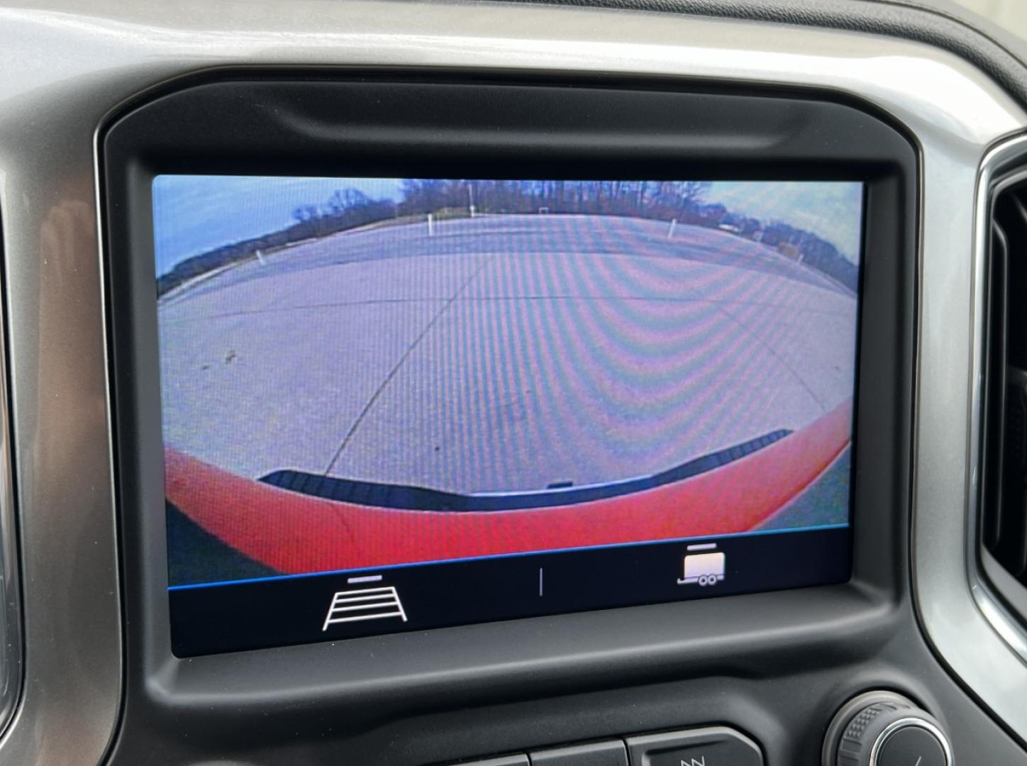 2022 RED /Black Chevrolet Silverado 2500HD LT Double Cab Short Box 4WD (1GC5YNE7XNF) with an 6.6L V8 engine, Automatic transmission, located at 2990 Old Orchard Rd., Jackson, MO, 63755, 37.354214, -89.612106 - 2022 Chevrolet Silverado 2500HD LT 1-Owner 42xxx miles 4x4 6.6L V8 Automatic Backup Camera Power Driver Seat Heated Seats Heated Steering Wheel Bluetooth Remote Start Cruise Power Windows/Locks/Mirrors We have financing available and we accept trades! Fill out a credit application on o - Photo#3