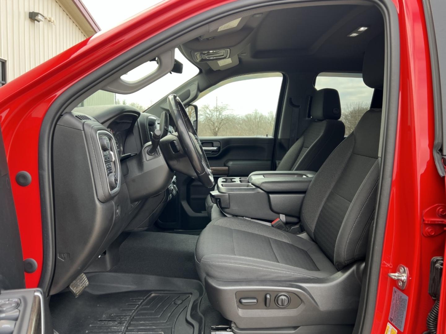 2022 RED /Black Chevrolet Silverado 2500HD LT Double Cab Short Box 4WD (1GC5YNE7XNF) with an 6.6L V8 engine, Automatic transmission, located at 2990 Old Orchard Rd., Jackson, MO, 63755, 37.354214, -89.612106 - 2022 Chevrolet Silverado 2500HD LT 1-Owner 42xxx miles 4x4 6.6L V8 Automatic Backup Camera Power Driver Seat Heated Seats Heated Steering Wheel Bluetooth Remote Start Cruise Power Windows/Locks/Mirrors We have financing available and we accept trades! Fill out a credit application on o - Photo#15