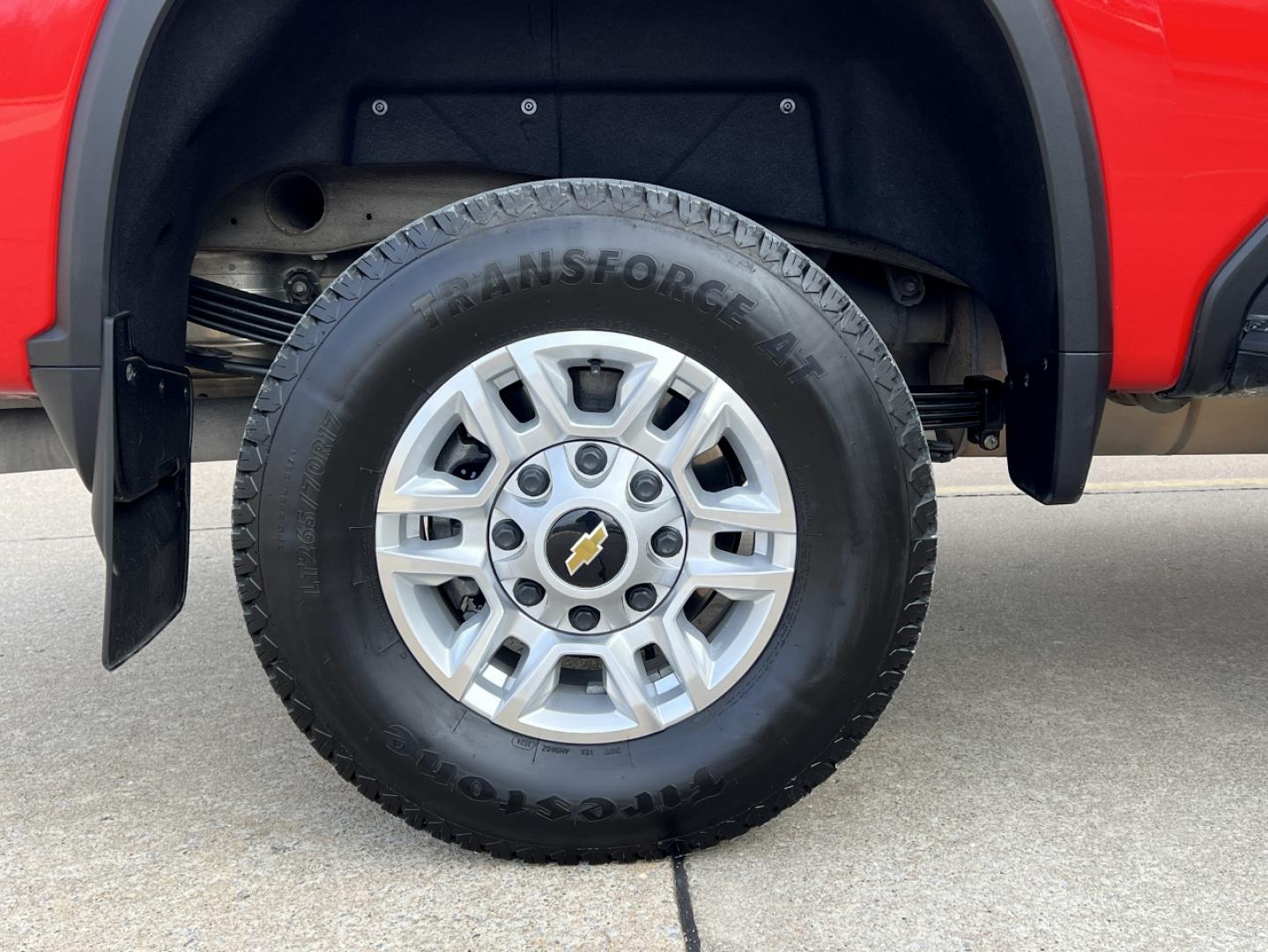 2022 RED /Black Chevrolet Silverado 2500HD LT Double Cab Short Box 4WD (1GC5YNE7XNF) with an 6.6L V8 engine, Automatic transmission, located at 2990 Old Orchard Rd., Jackson, MO, 63755, 37.354214, -89.612106 - 2022 Chevrolet Silverado 2500HD LT 1-Owner 42xxx miles 4x4 6.6L V8 Automatic Backup Camera Power Driver Seat Heated Seats Heated Steering Wheel Bluetooth Remote Start Cruise Power Windows/Locks/Mirrors We have financing available and we accept trades! Fill out a credit application on o - Photo#38