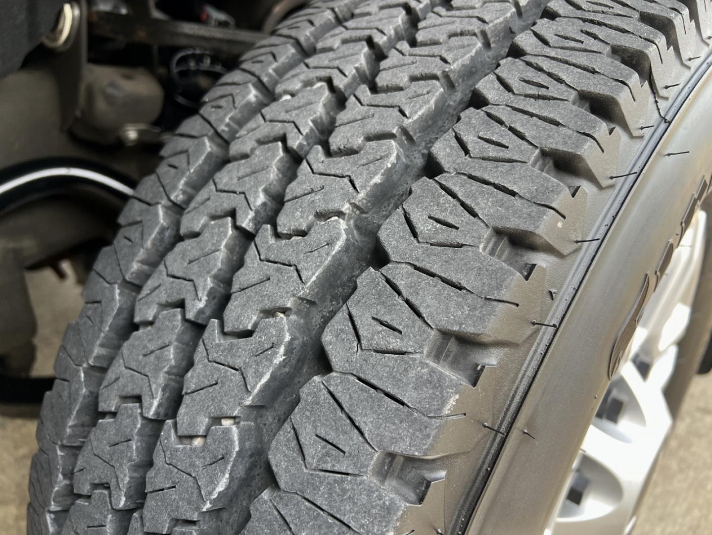 2022 RED /Black Chevrolet Silverado 2500HD LT Double Cab Short Box 4WD (1GC5YNE7XNF) with an 6.6L V8 engine, Automatic transmission, located at 2990 Old Orchard Rd., Jackson, MO, 63755, 37.354214, -89.612106 - 2022 Chevrolet Silverado 2500HD LT 1-Owner 42xxx miles 4x4 6.6L V8 Automatic Backup Camera Power Driver Seat Heated Seats Heated Steering Wheel Bluetooth Remote Start Cruise Power Windows/Locks/Mirrors We have financing available and we accept trades! Fill out a credit application on o - Photo#35